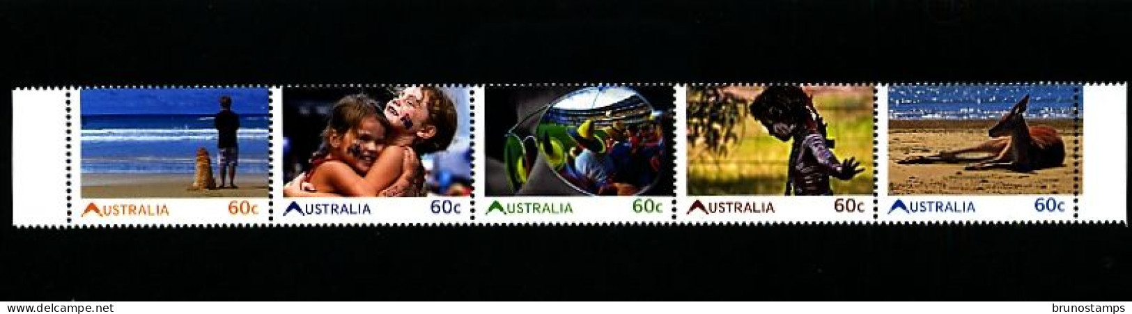 AUSTRALIA - 2011  LIVING AUSTRALIAN  STRIP MINT NH - Mint Stamps