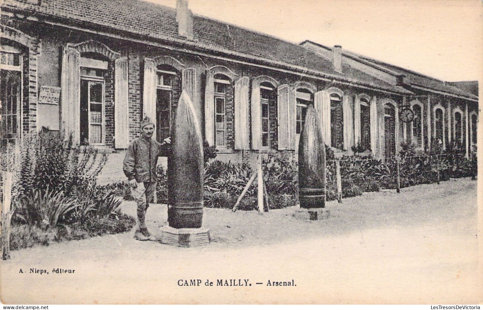 FRANCE - 10 - Camp De Mailly - Arsenal - Obus - Militaria - Carte Postale Ancienne - Mailly-le-Camp