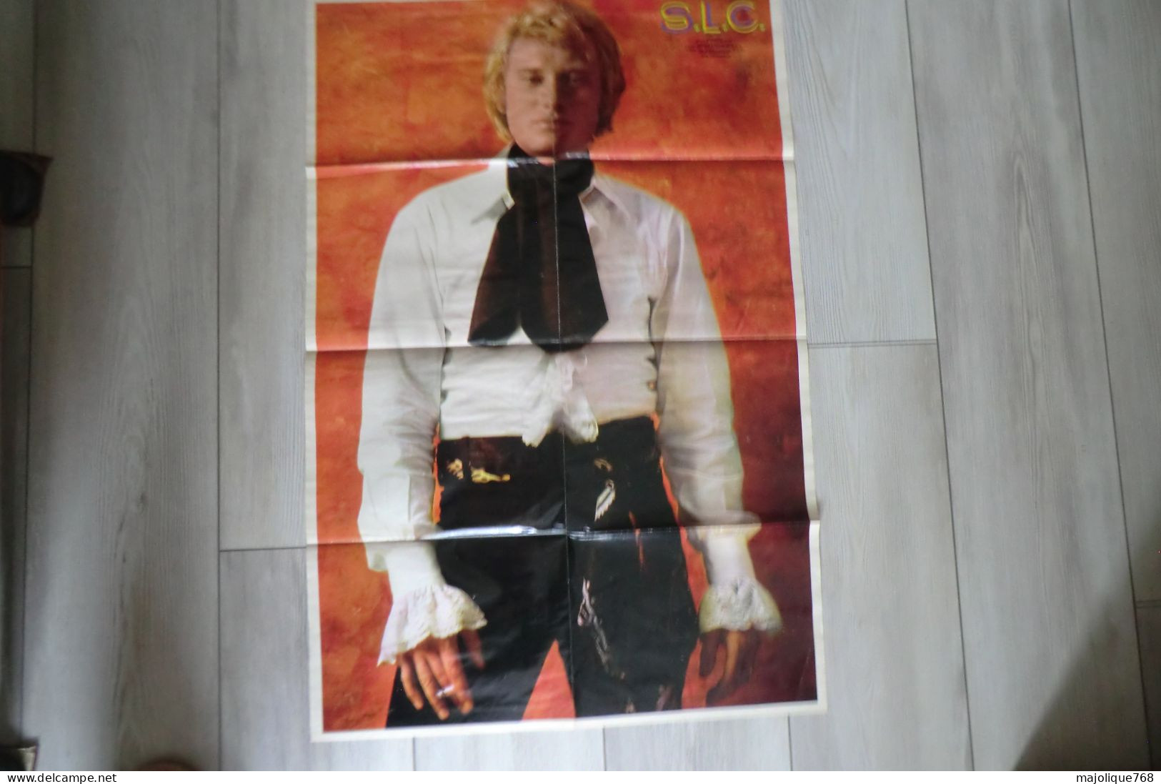 SLC SALUT LES COPAINS 80X53 POSTER SEUL De Johnny HALLYDAY DE 1968 - - Afiches & Pósters