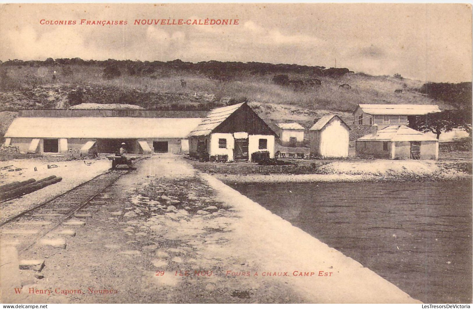 NOUVELLE CALEDONIE - ILE NOU - Fours à Chaux Camp Est - Editeur W Henry Caporn - Carte Postale Ancienne - Nouvelle Calédonie