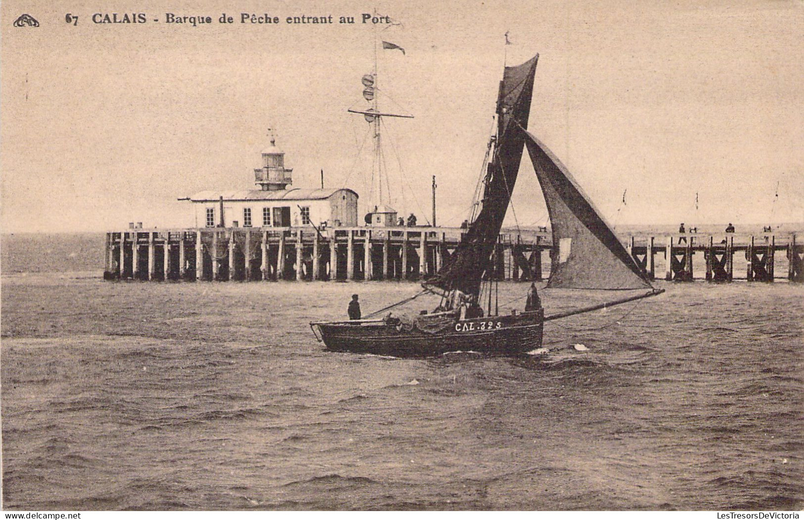FRANCE - 62 - Calais - Barque De Pêche Entrant Au Port - Carte Postale Ancienne - Calais