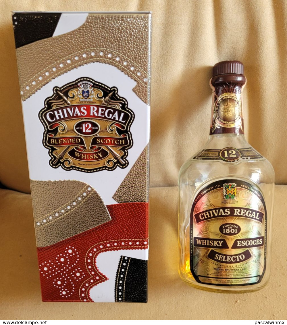 VINTAGE (RARE) : Bouteille Vide + Boîte Ltd Emission CHIVAS REGAL (VENEZUELA) - Whisky