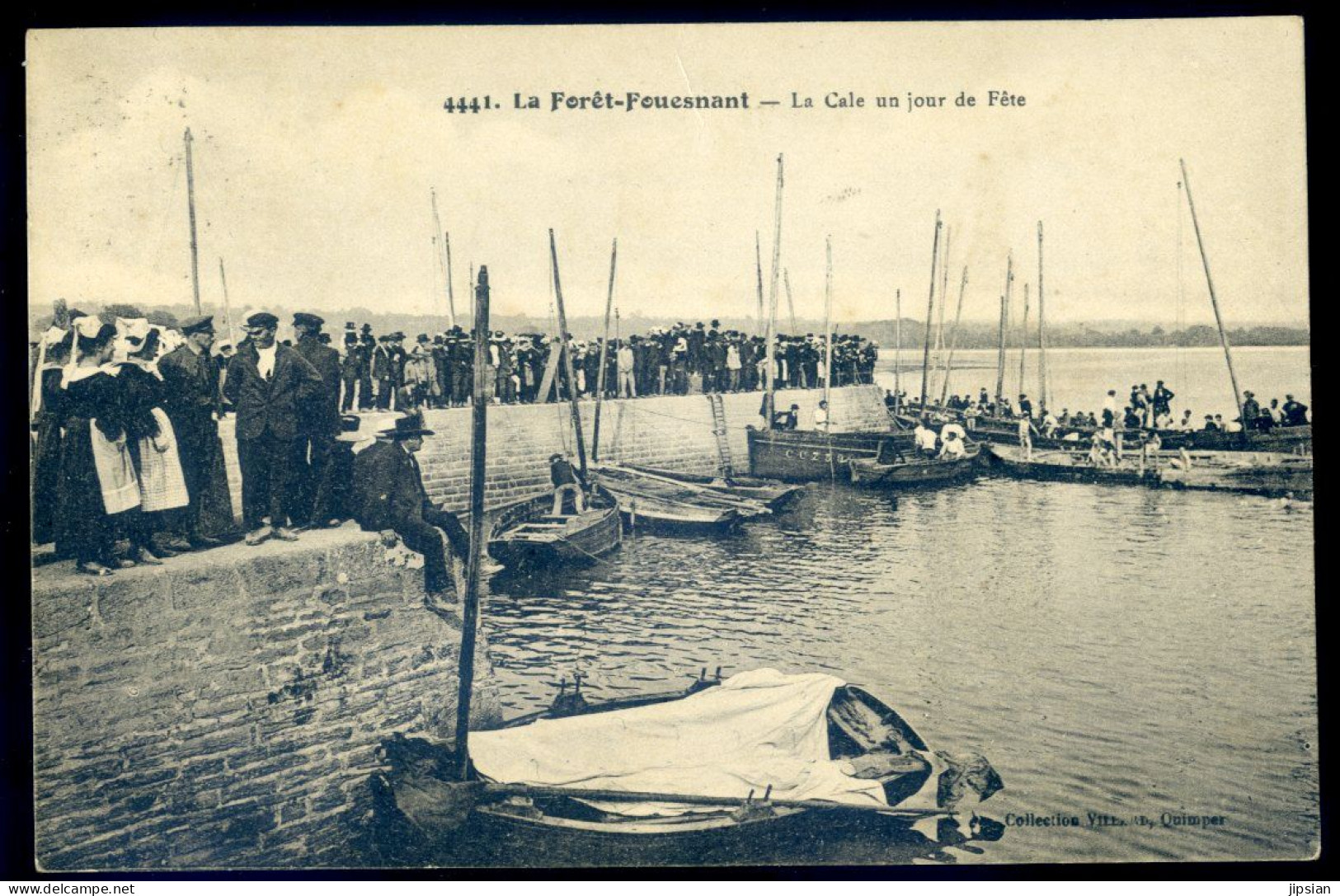 Cpa Du 29 La Forêt Fouesnant -- La Cale Un Jour De Fête    LANR75 - La Forêt-Fouesnant