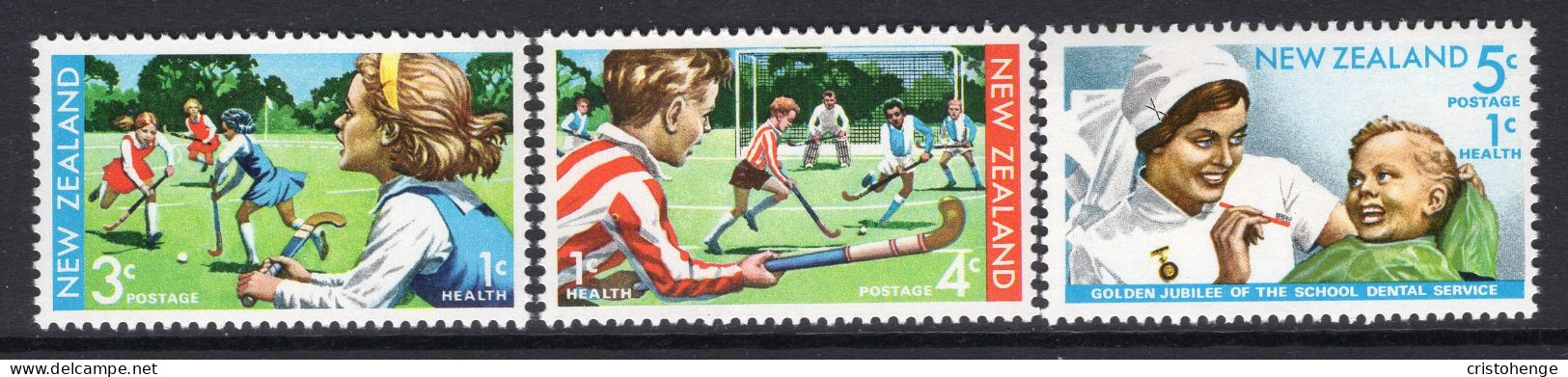 New Zealand 1971 Heatlth - Hockey & Dental Health Set HM (SG 960-962) - Nuevos