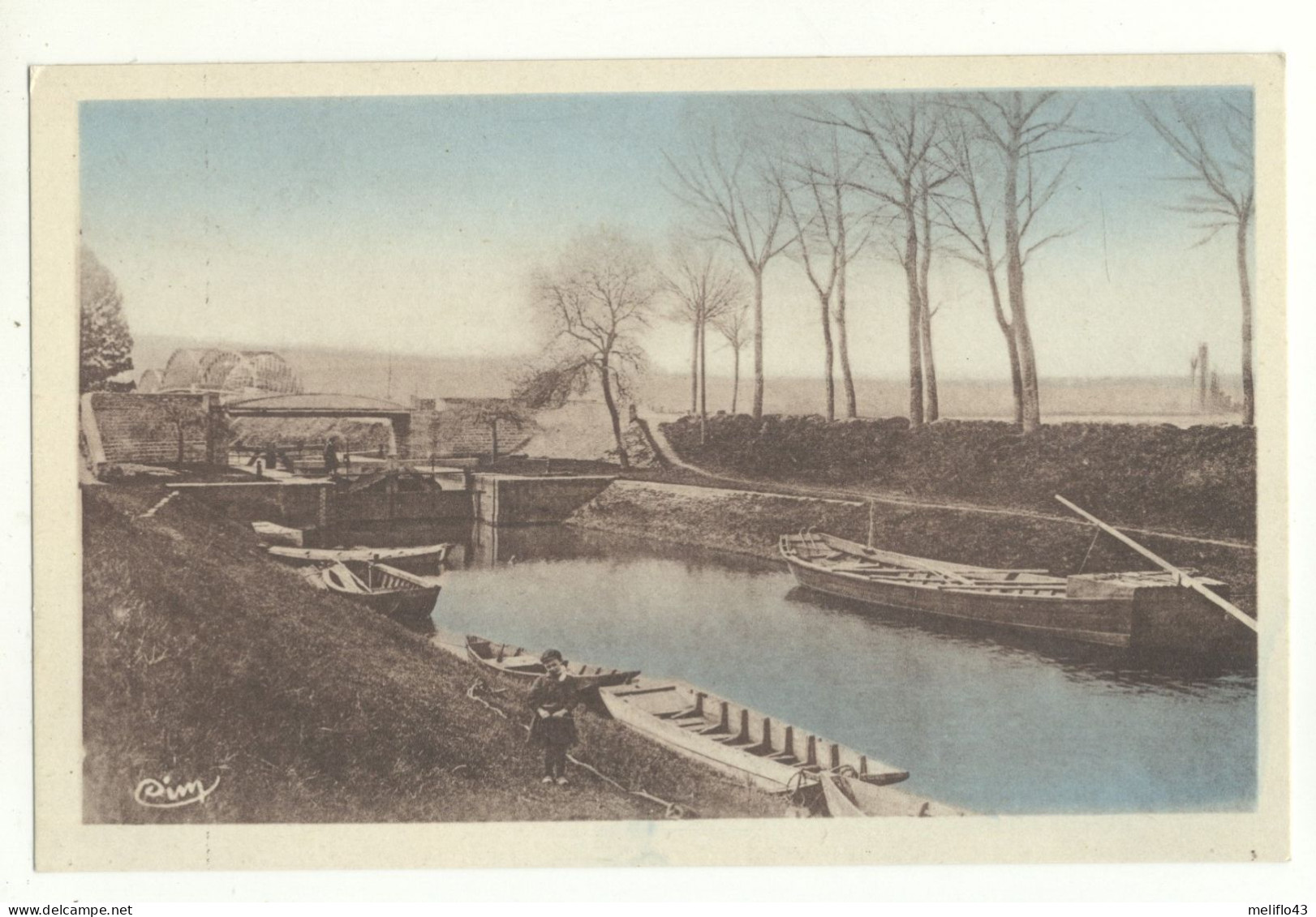 01/ CPA A -  Pont De Vaux - Le Canal Près Du Pont De Fleurville - Pont-de-Vaux