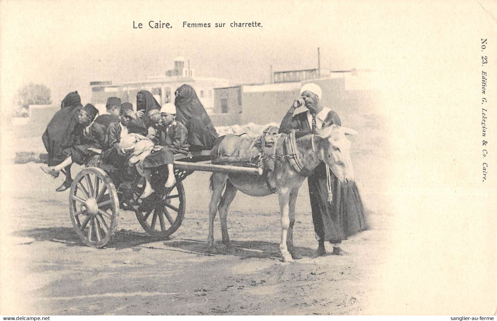 CPA EGYPTE LE CAIRE FEMMES SUR CHARRETTE - Caïro