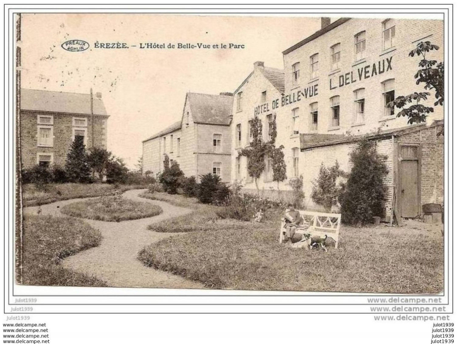 EREZEE ..-- L' Hôtel De Belle-Vue Et Le Parc . 192? Vers SAINT - GILLES ( Mr FOUCART ) . Voir Verso . - Erezee