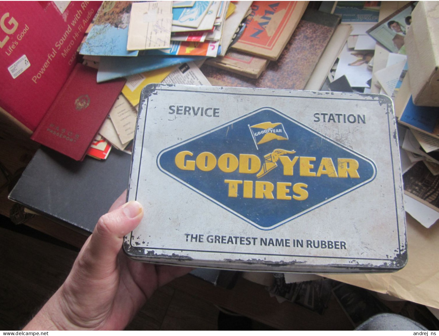 Old Tin Box Good Year Tires Service Station  The Greatest Name In Rubber Big Box - Voitures