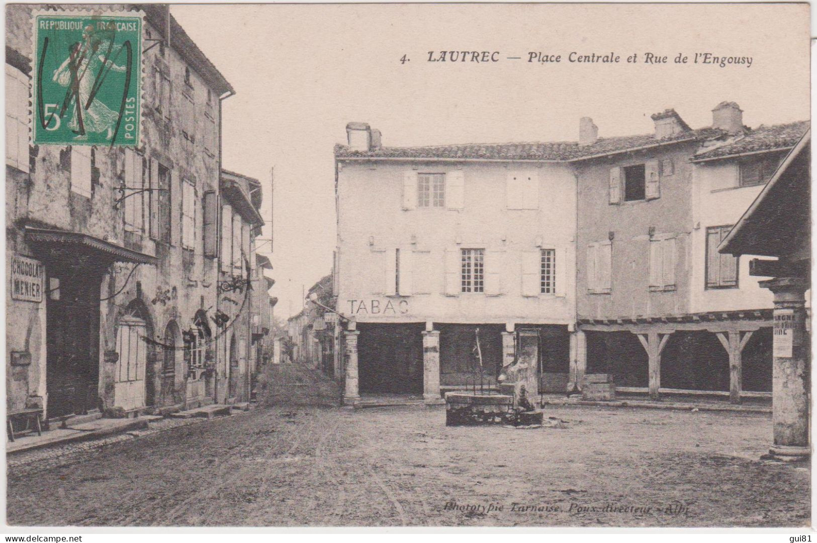 CPA -  LAUTREC - PLACE CENTRALE ET RUE DE L'ENGOUSY - Lautrec