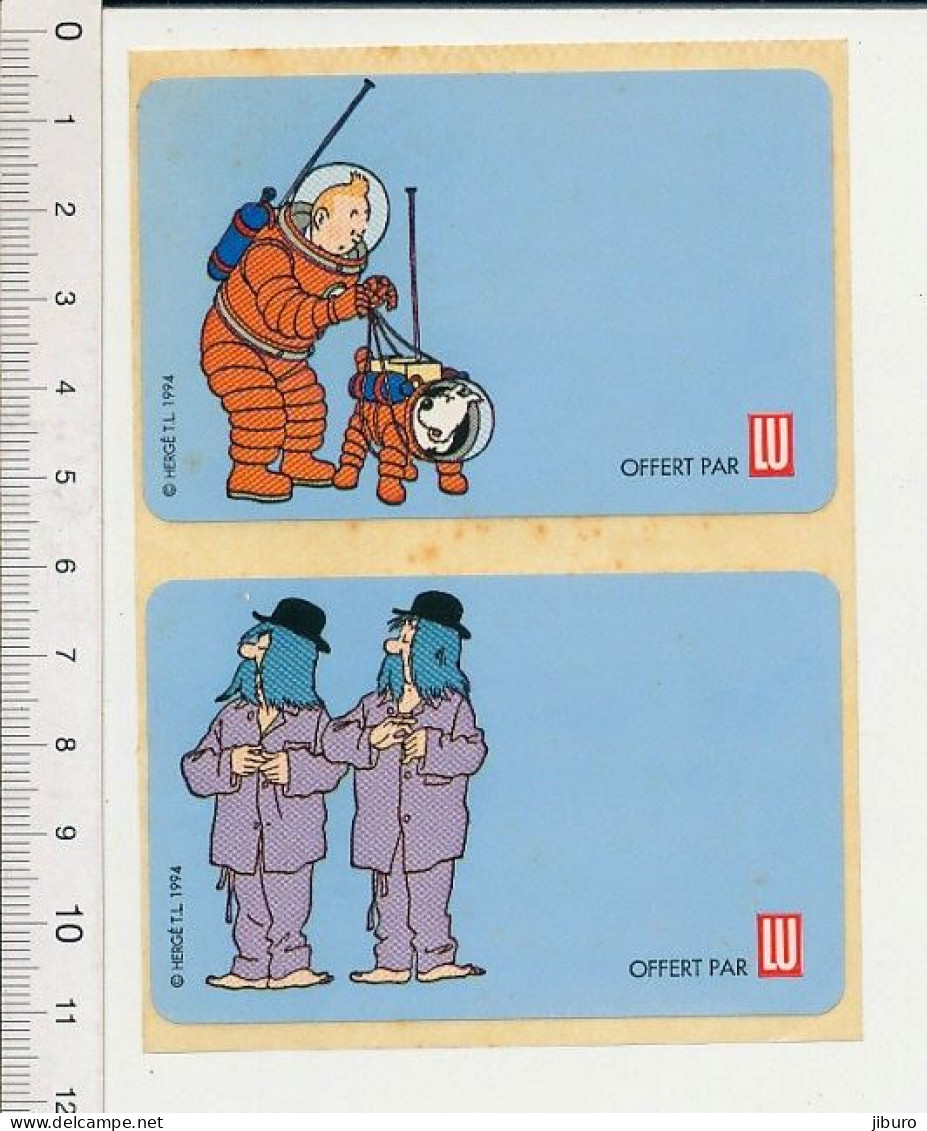 4 Vues Lot De 4 étiquettes Autocollantes Tintin Hergé ( Offert Par Lu ) Chien Cosmonaute CP1/101 - Adesivi