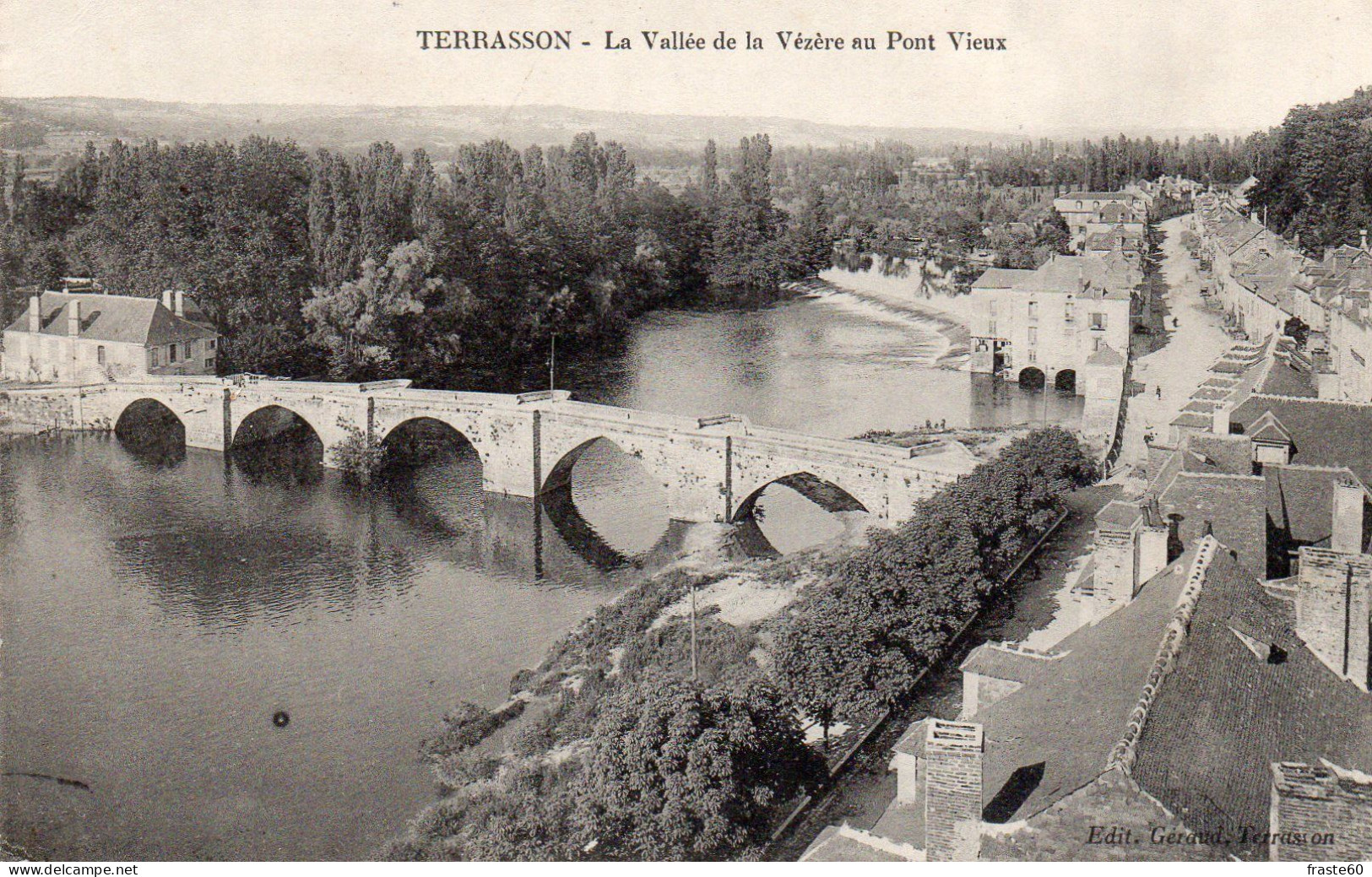 Terrasson - La Vallée De La Vézère Au Pont Vieux - Terrasson-la-Villedieu