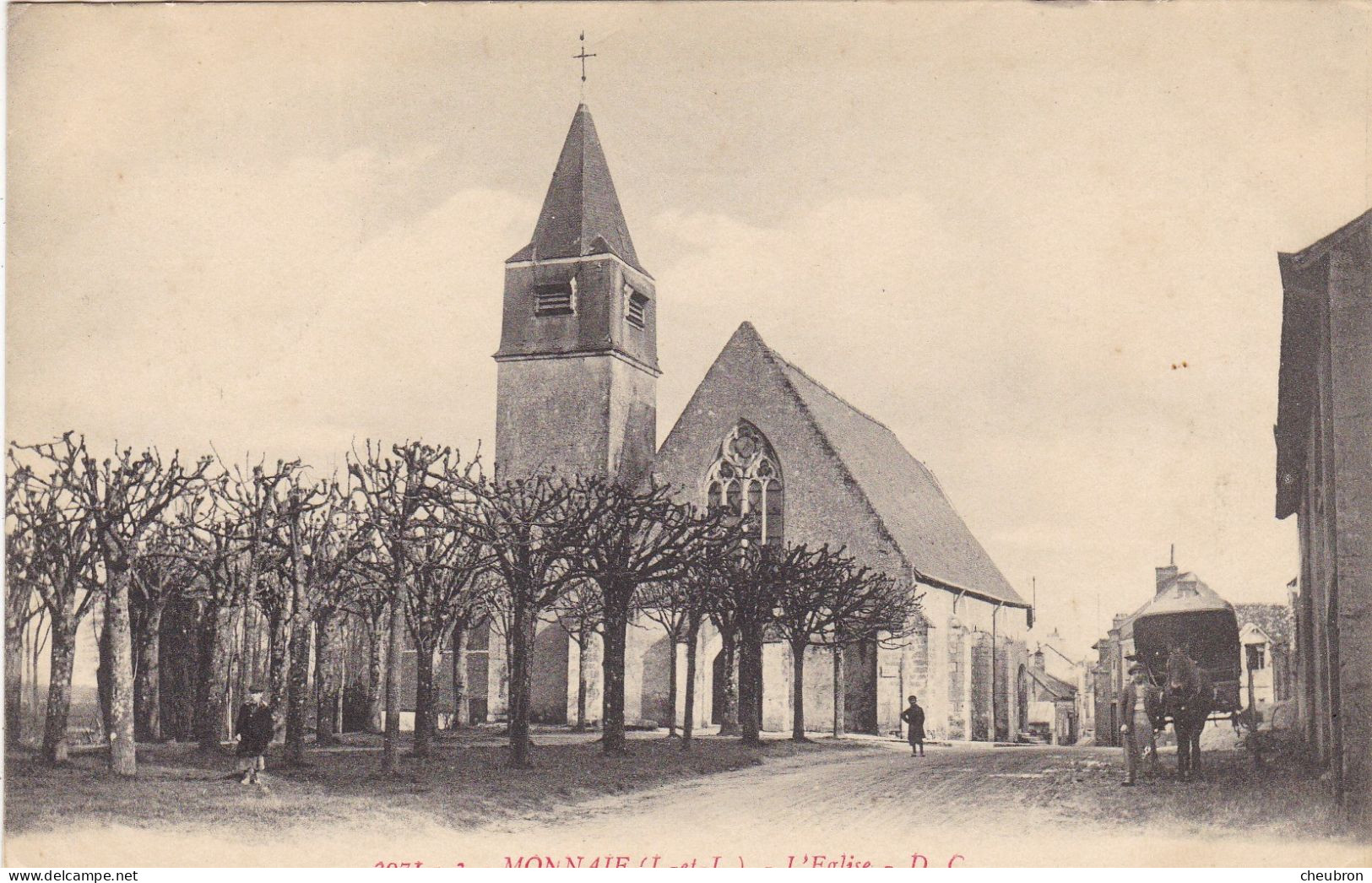 37. MONNAIE. CPA. L'EGLISE. ATTELAGE.  +TEXTE - Monnaie