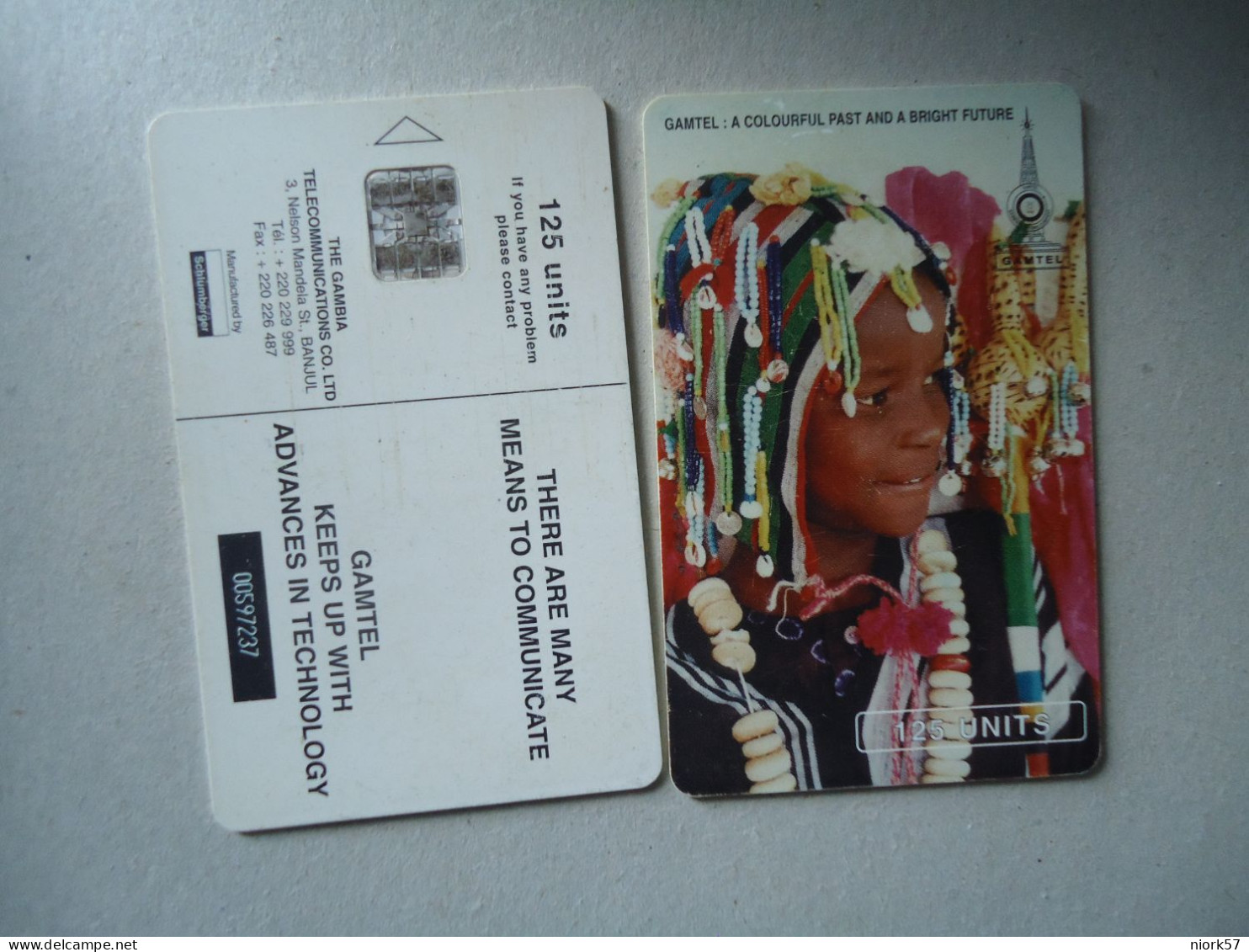 GAMBIA  USED PHONECARDS  WOMENS   GIRLS - Cultural