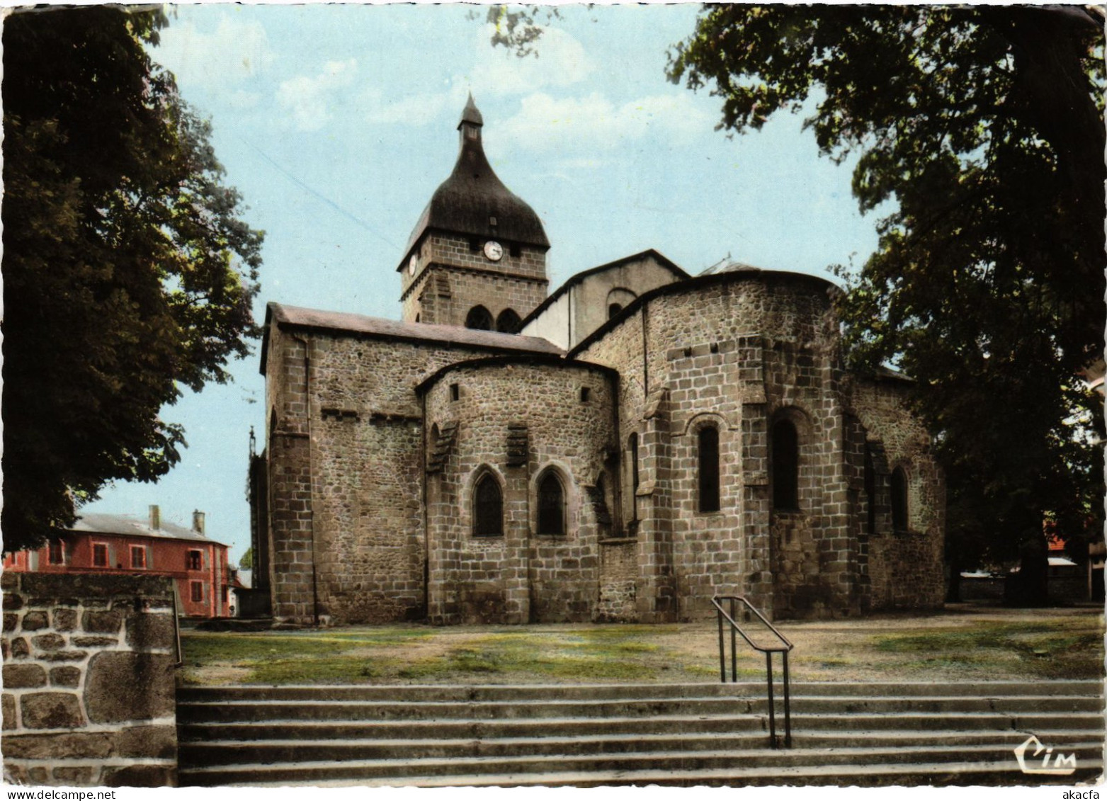 CPA St.Gervais-d'Auvergne L'Eglise FRANCE (1303444) - Saint Gervais D'Auvergne