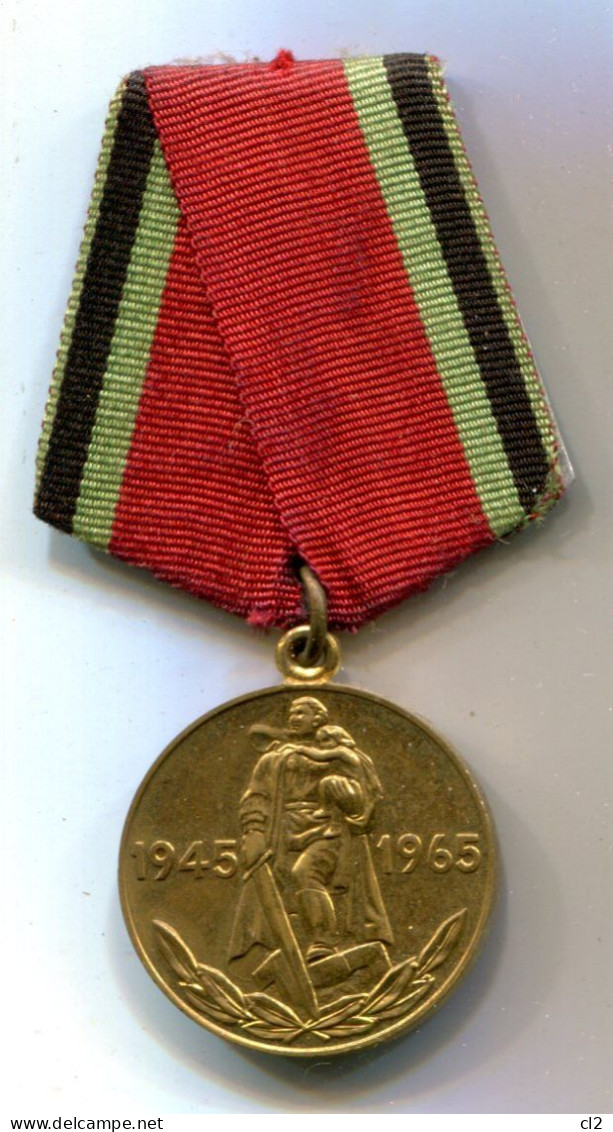 URSS - Médaille "20 Ans De La Victoire Dans Le Grande Guerre Patriotique 1941-1945" (Créée Le 07.05.1965) - Rusland