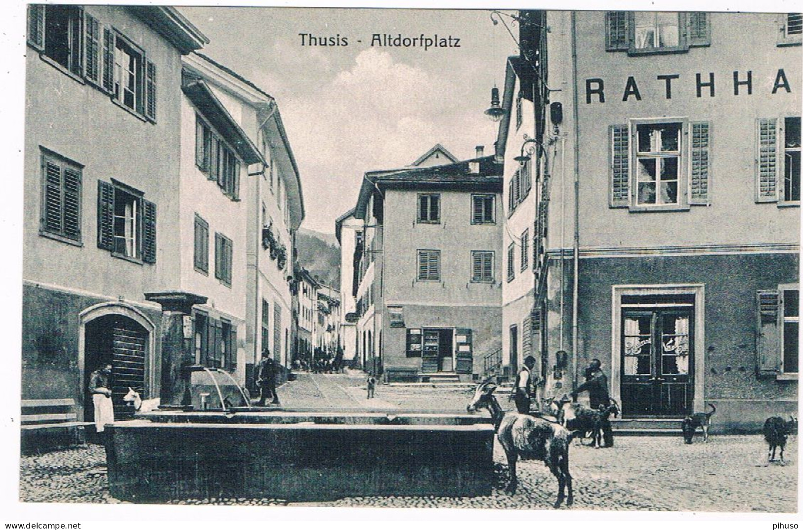 CH-7892  THUSIS : Altdorfplatz - Thusis