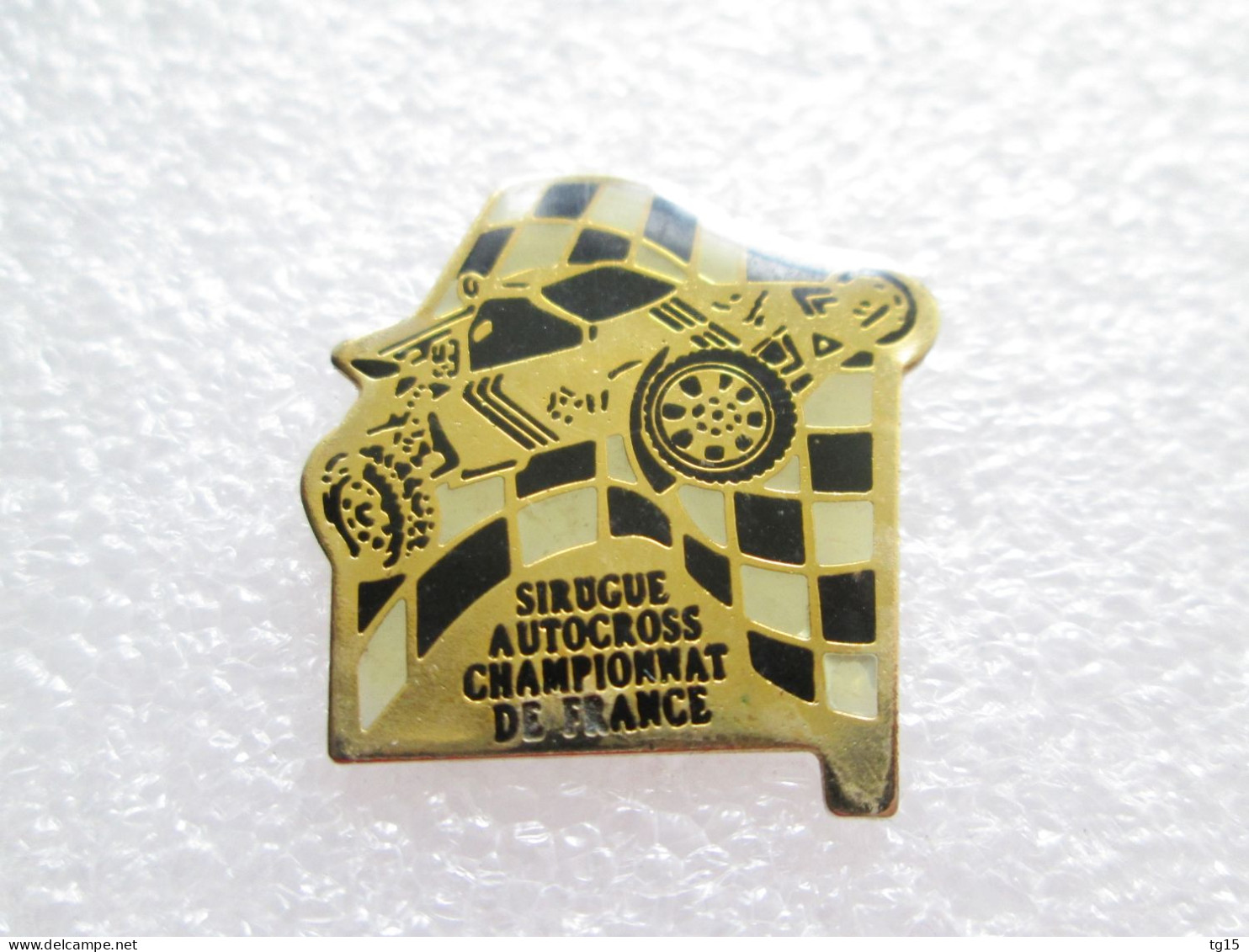 PIN'S    AUTO CROSS   CHAMPIONNAT DE FRANCE  SIRUGUE - Rallye