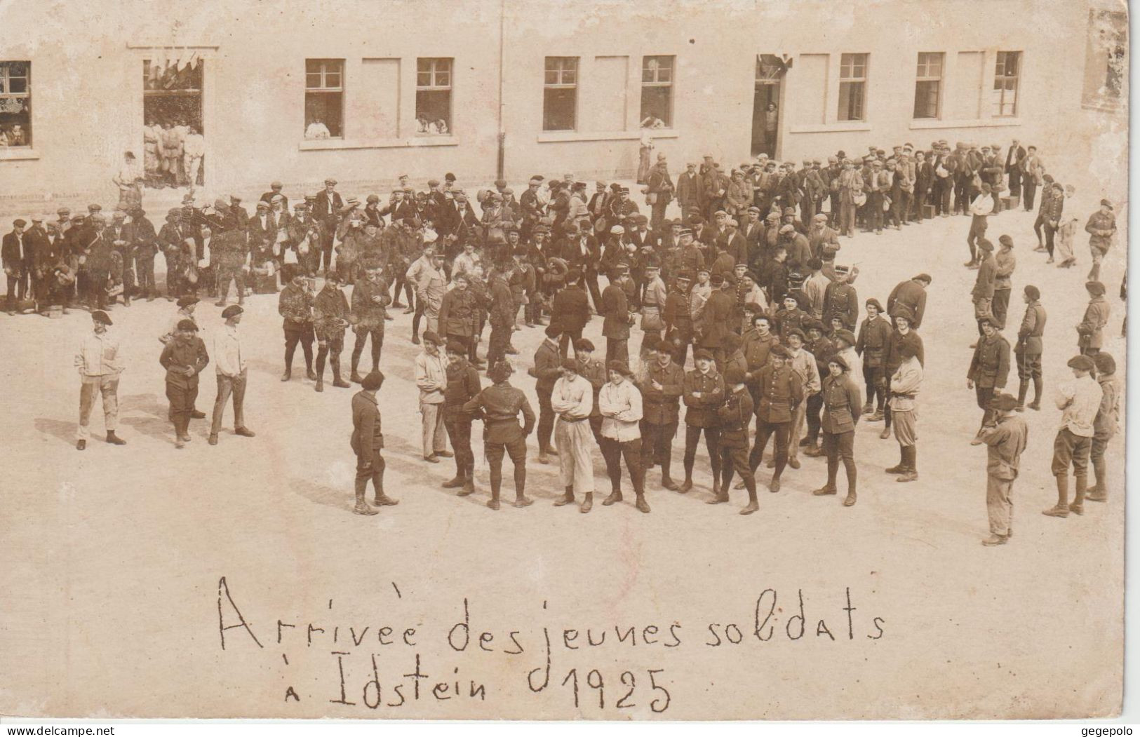 IDSTEIN - Arrivée Des Jeunes Soldats En 1925  (  Carte Photo ) - Idstein