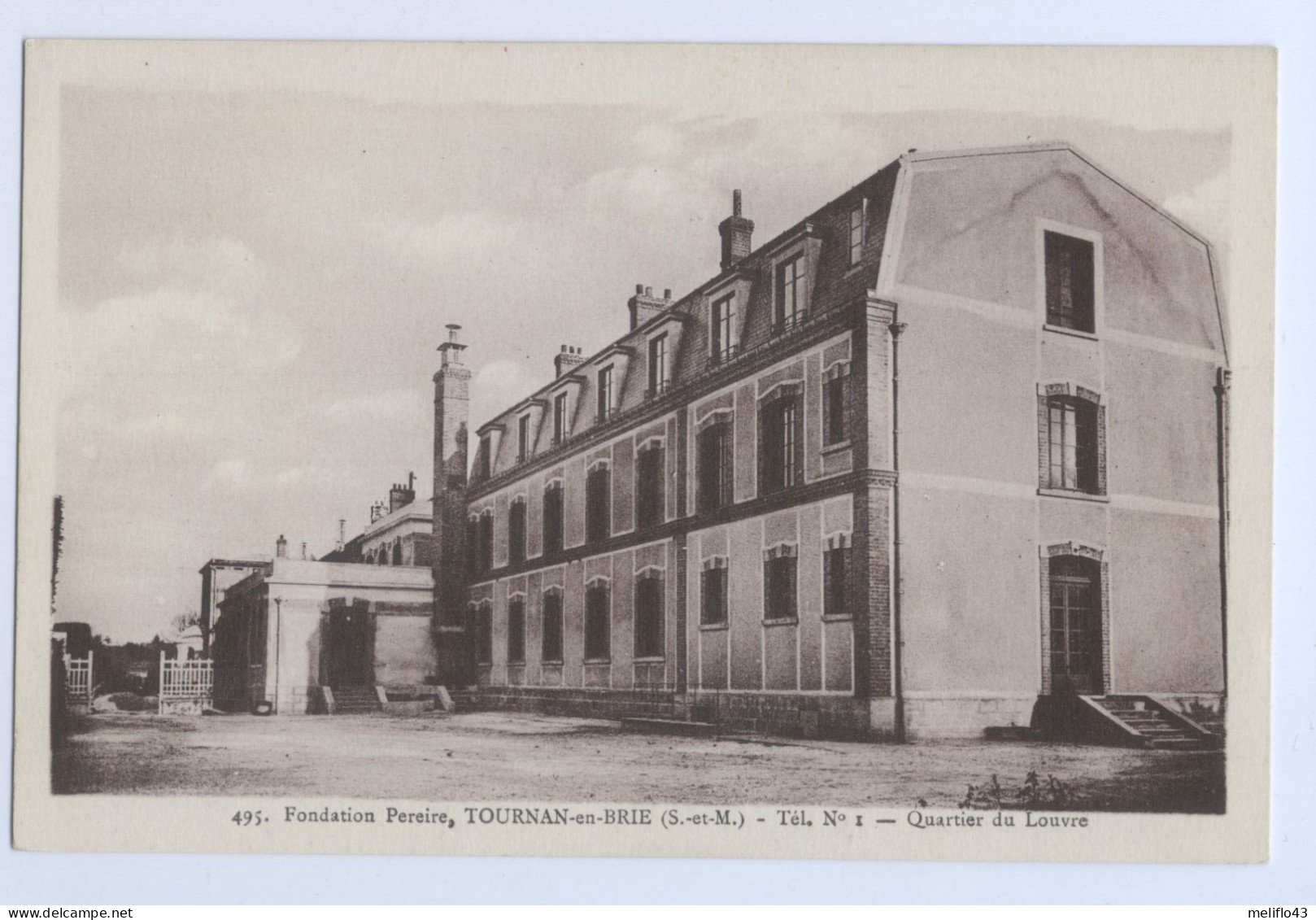 77/ CPA - Tournan En Brie - Fondation Pereire - Quartier Du Louvre - Tournan En Brie