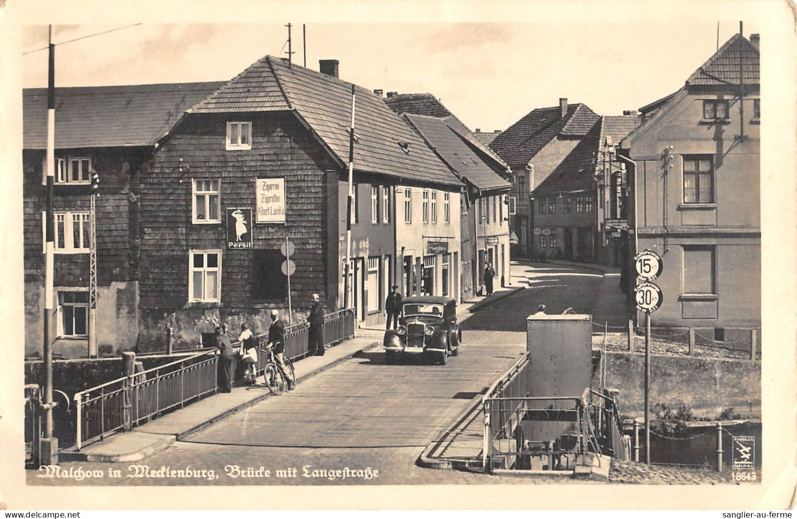 CPA ALLEMAGNE MALCHOW IN MECKLENBURG BRUCKE MIT LANGESTRASSE - Sonstige & Ohne Zuordnung