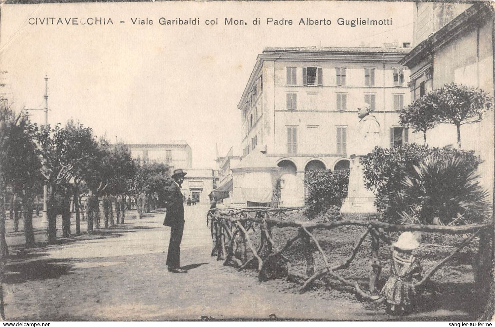 CPA ITALIE CIVITAVECCHIA VIALE GARIBALDI COL MON - Andere & Zonder Classificatie