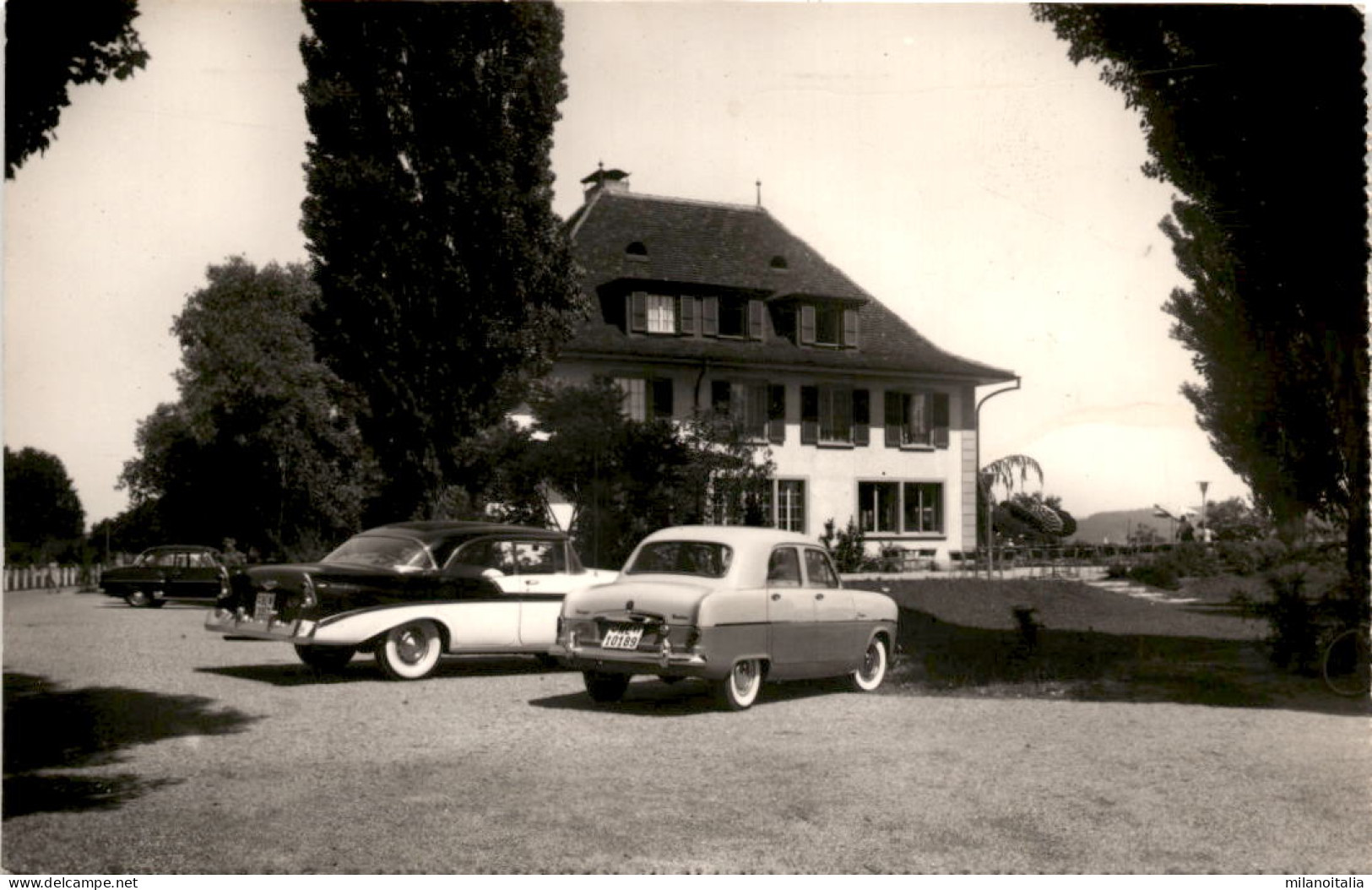 La Neuveville - Hotel J. J. Rousseau (4094 - Autos - La Neuveville