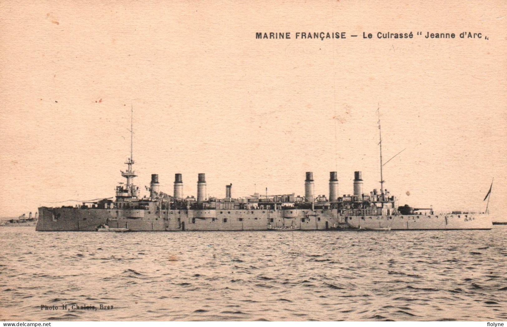 Bateau - Le Navire De Guerre Cuirassé JEANNE D'ARC - Marine Militaire Française - Warships