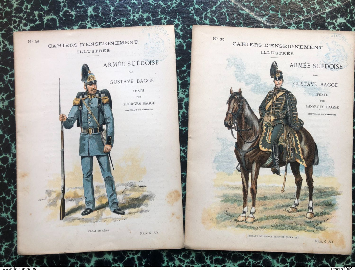 2 Cahiers D'enseignement Illustrés Par Dally - Uniformes De L'armée Suedoise Bagge - Autres & Non Classés