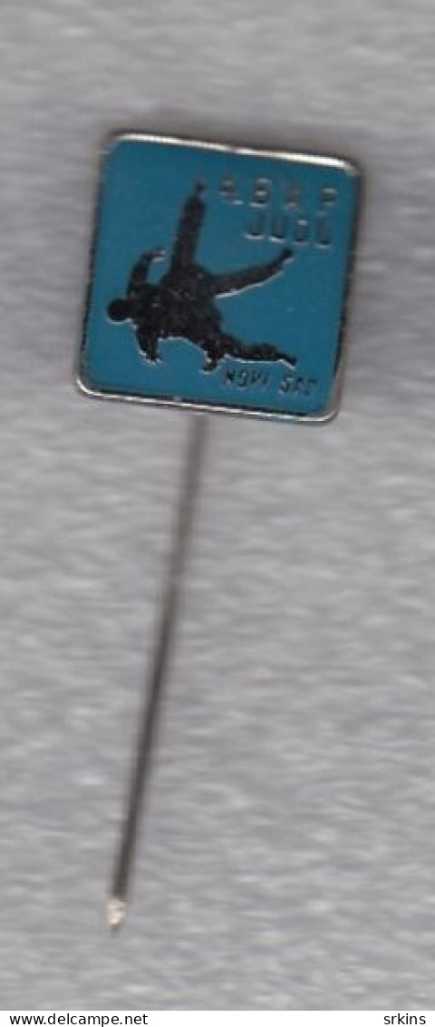 Pin Badge 4. Judo Balkan Championship Novi Sad Yugoslavia - Judo