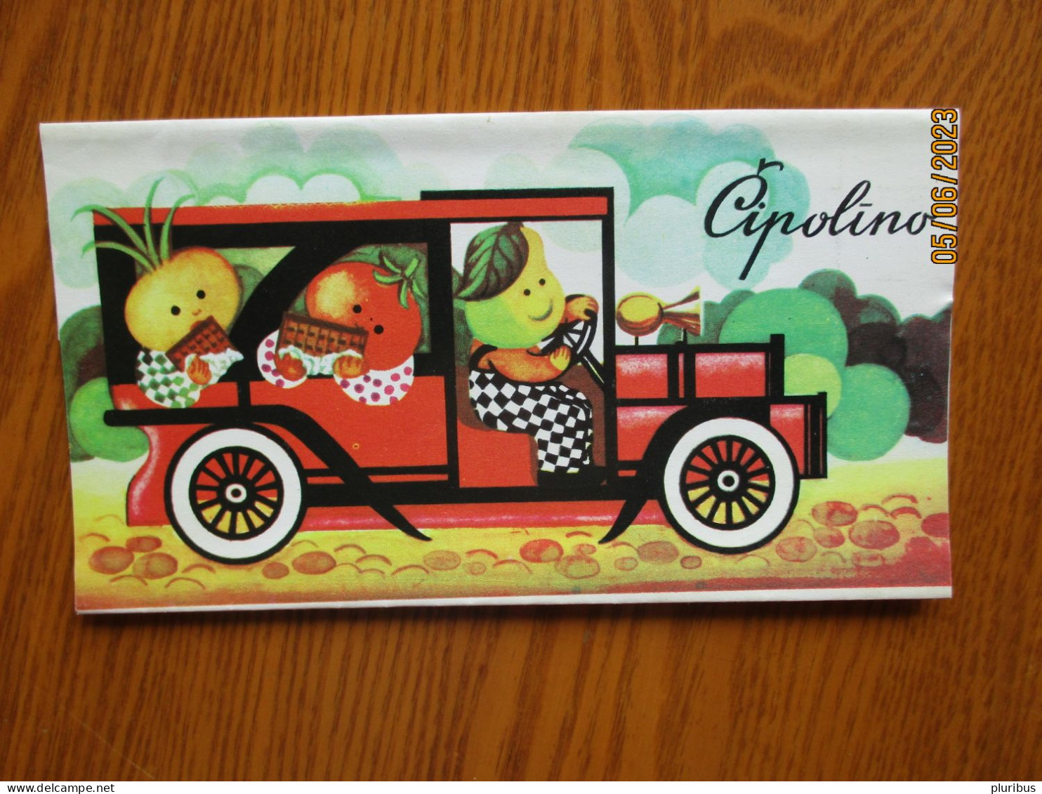 LATVIA RIGA LAIMA CHOCOLATE WRAPPER CIPOLLINO ON AUTOMOBILE - Chocolade