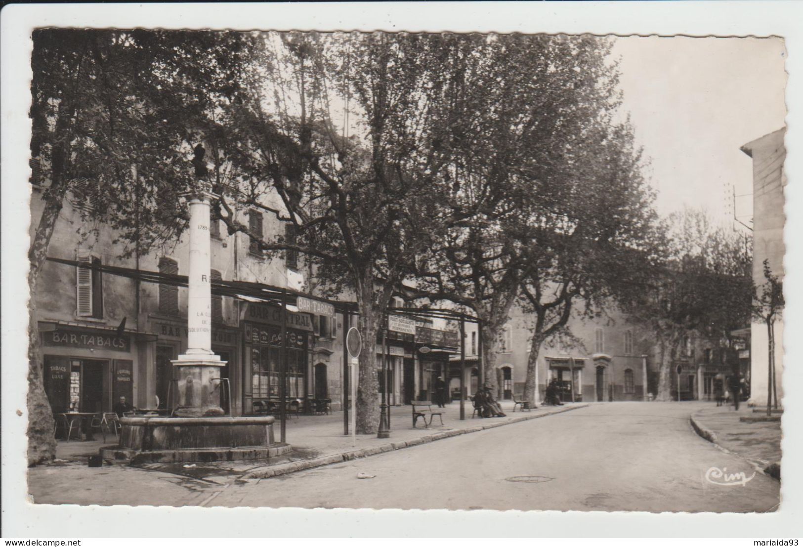 LA VALETTE DU VAR - VAR - PLACE SADI CARNOT - LA FONTAINE - La Valette Du Var