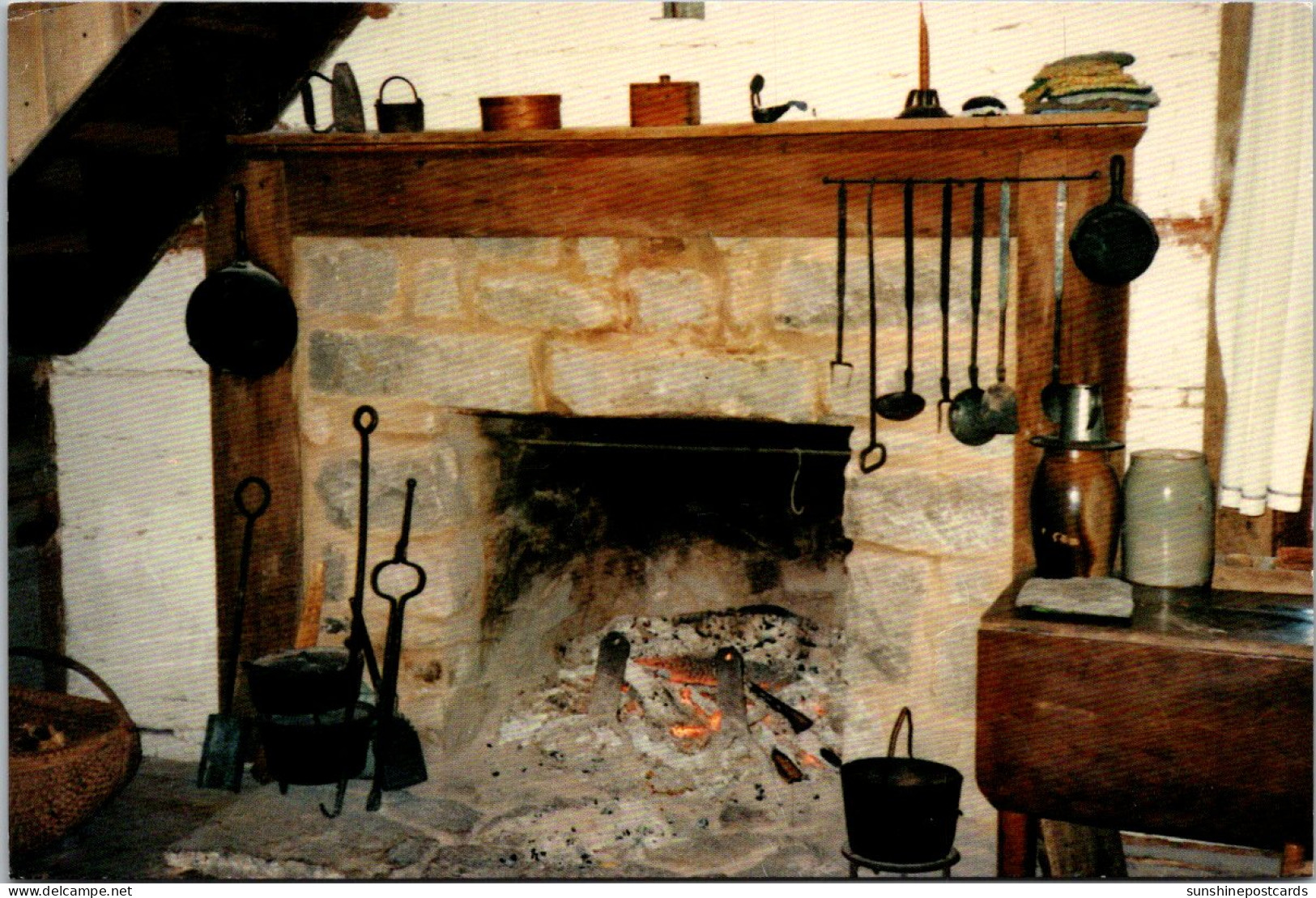 Kentucky Land Between The Lakes Single Crib Fireplace - Other & Unclassified