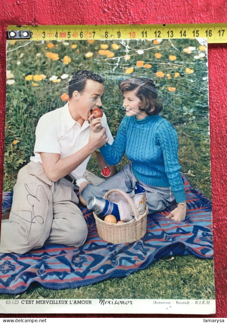 Disque 45 Tr Vinyle MEXISONOR Carte Postale Musicale "C'est Merveilleux L'amour "Photo Vintage : Amoureux En Pique Nique - Objets Dérivés