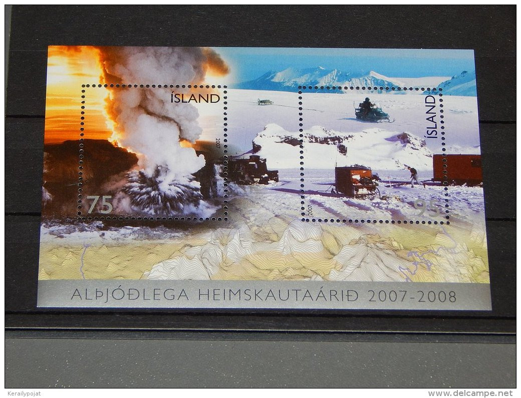 Iceland - 2007 International Polar Year Block MNH__(TH-12878) - Blocks & Sheetlets