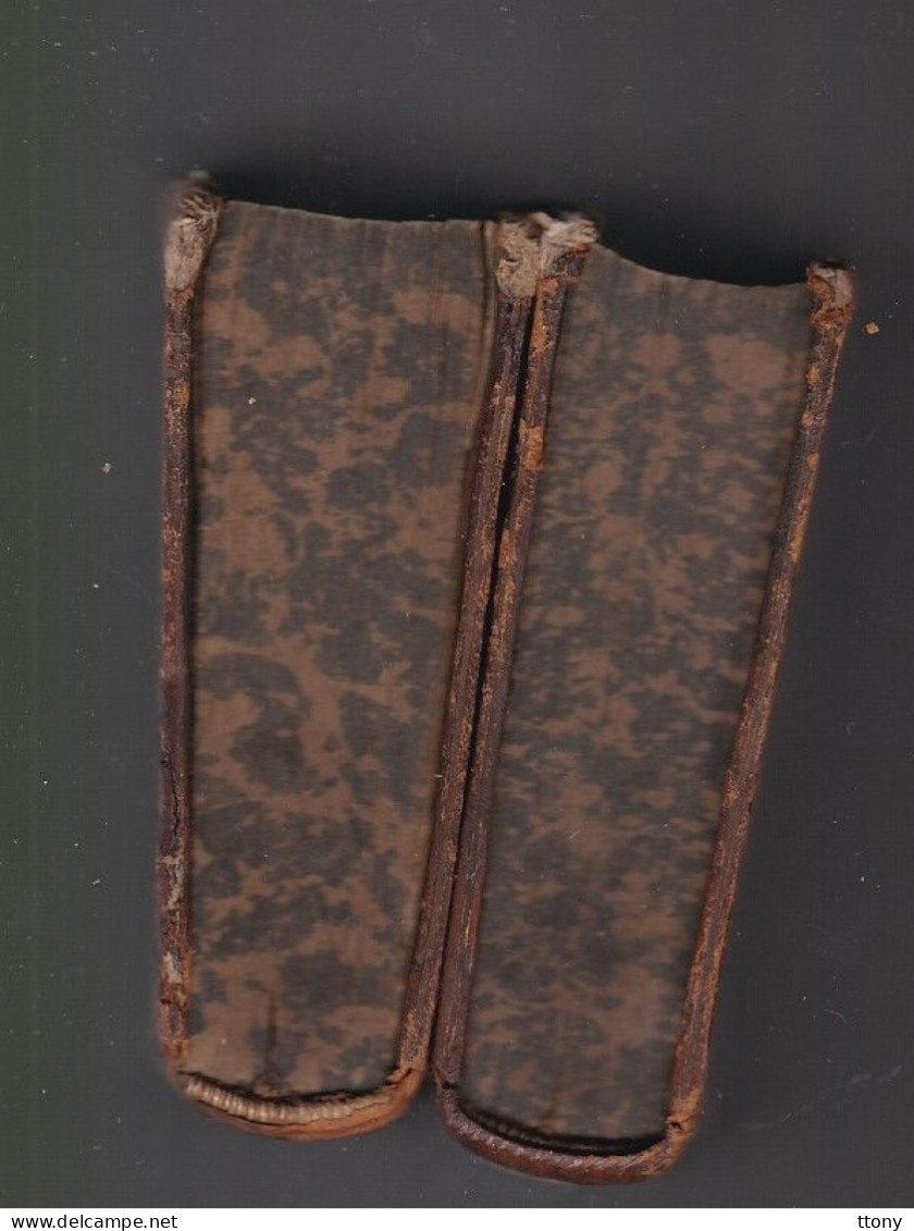 2 Livres Anciens   Institues Quintilien En Latin éditer à Paris Année 1754 . édition Rare !! - Livres Anciens