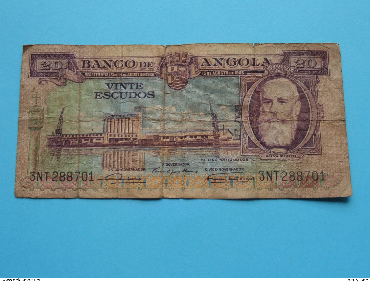 Vinte Escudos ( 3NT288701 ) Banco De ANGOLA ( Voir / See > Scans ) Circuler ! - Angola