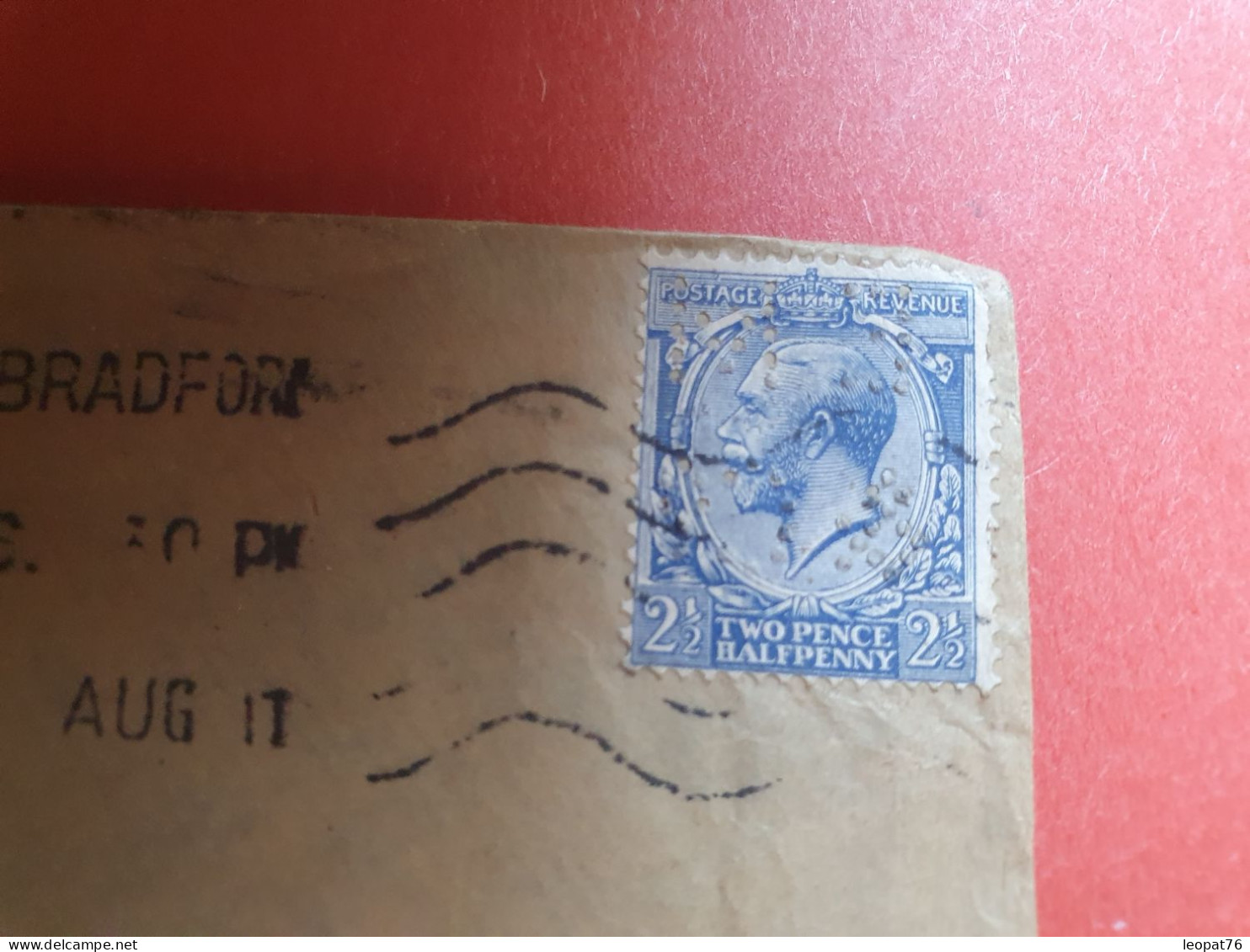 GB - Perforé Sur Enveloppe Commerciale De Bradford Pour La Suisse En 1917 Avec Contrôle Postal - Réf 997 - Perforadas