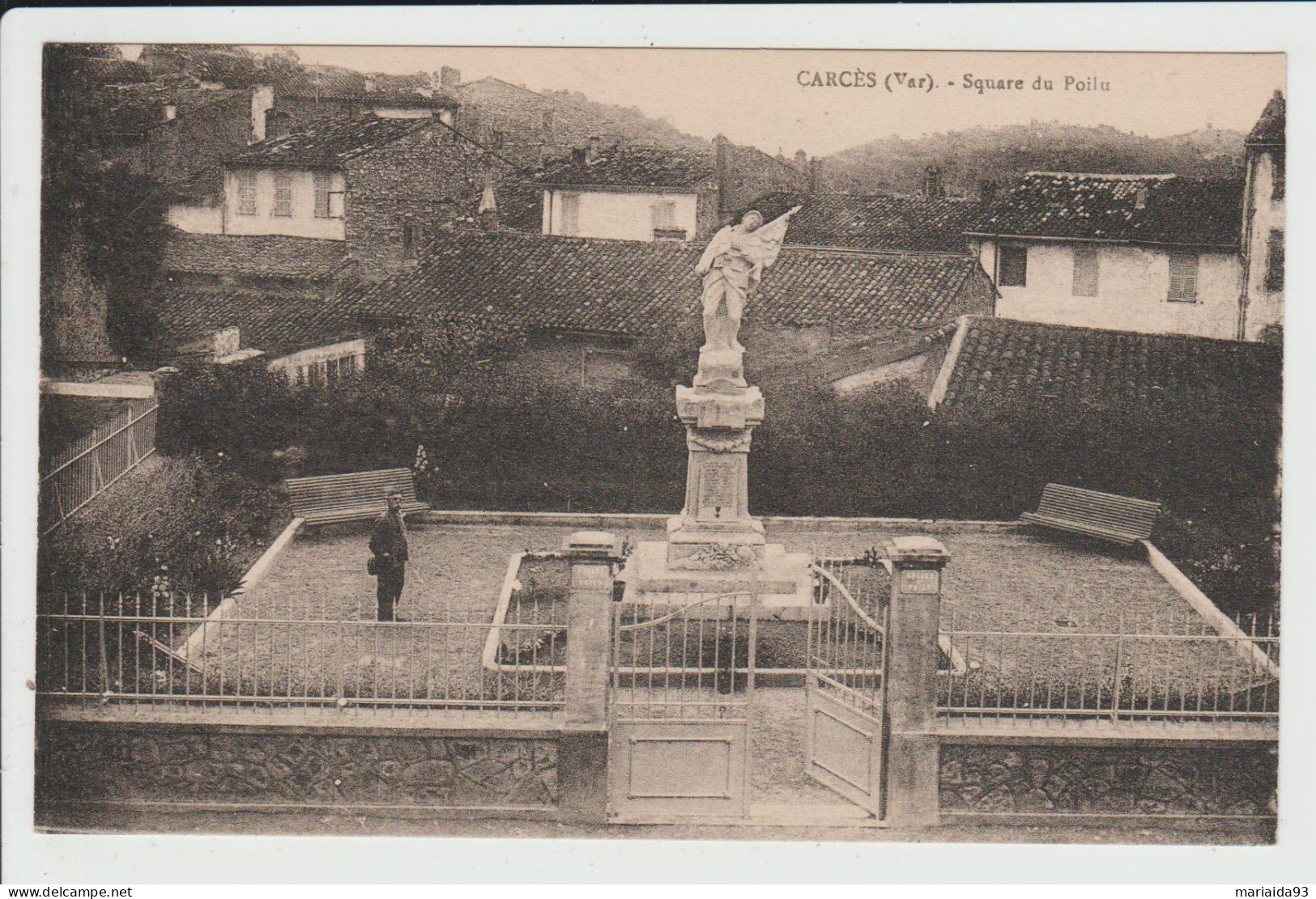 CARCES - VAR - SQUARE DU POILU - Carces