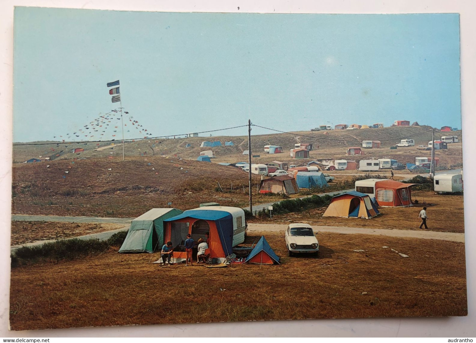 Carte Postale Vintage - 29 CLEDER Le Camping - Voitures Et Caravanes Anciennes - Cléder