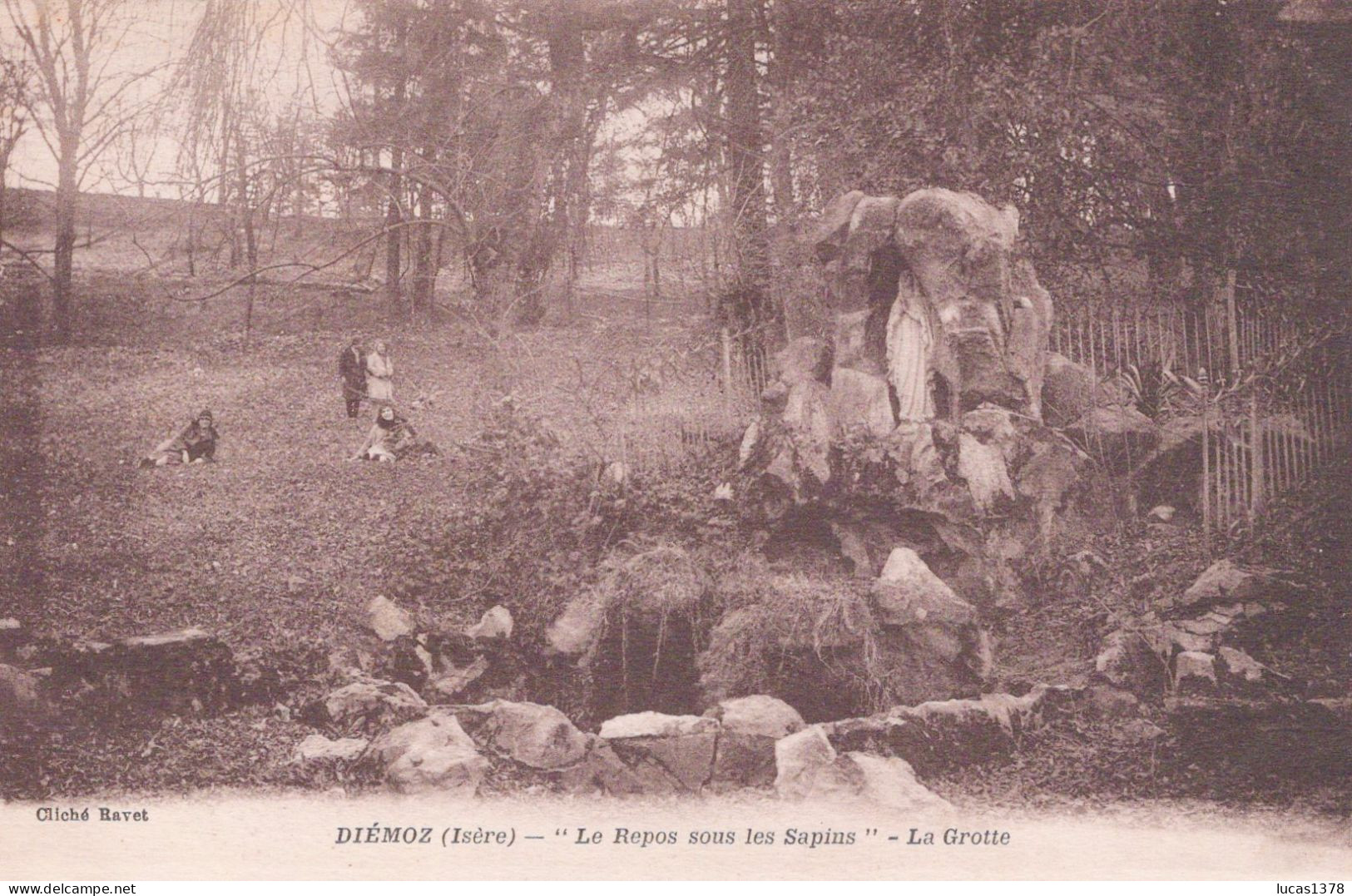 38 / DIEMOZ / REPOS SOUS LES SAPINS / LA GROTTE - Diémoz