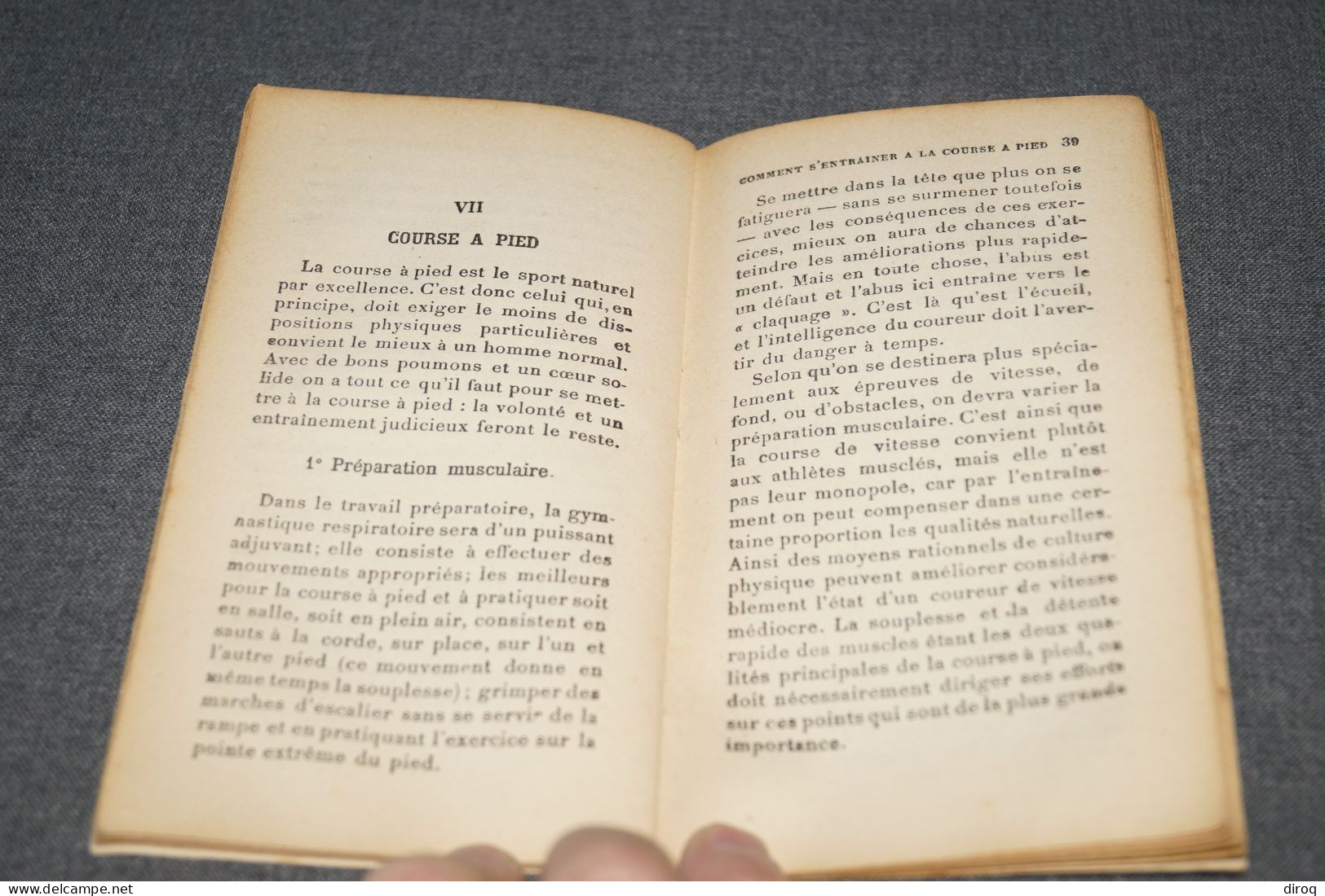 Football,Rugby,course à pied,etc..L.Meyer,61 pages,ancien,complet,16,5 Cm. sur 9,5 Cm.