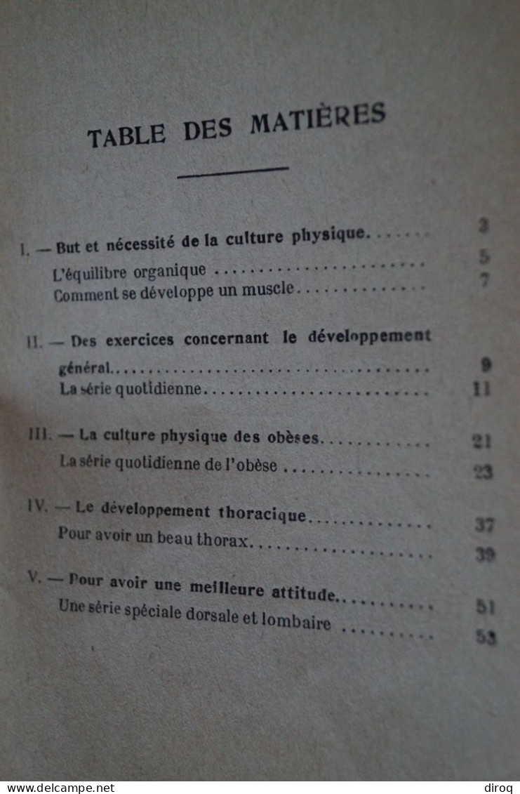 RARE,Le Medicine-Ball,1937,Georges Lerousseau,complet 32 pages,ancien,complet,18 Cm. sur 14 Cm.
