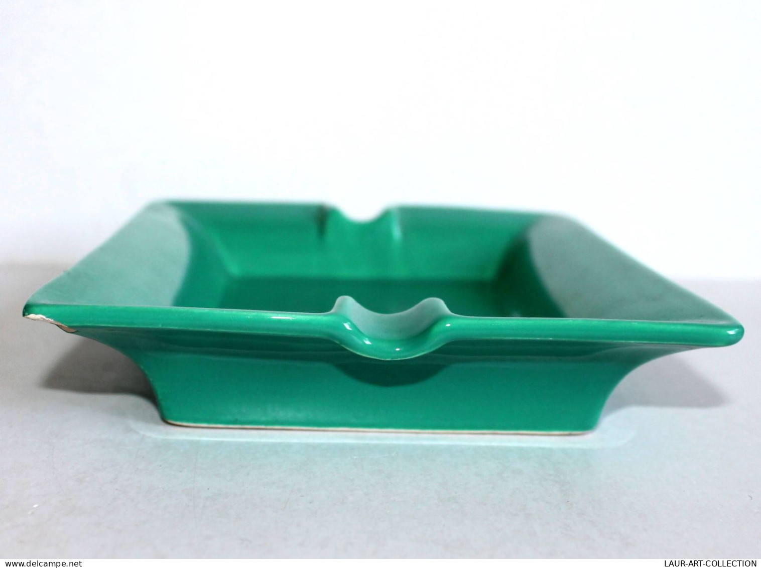 JOLI ANCIEN GRAND CENDRIER VINTAGE En FAIENCE VERT EMERAUDE VERNIS 19x15,5x3,5cm / OBJET DU FUMEUR TABAC (1505.11) - Porzellan