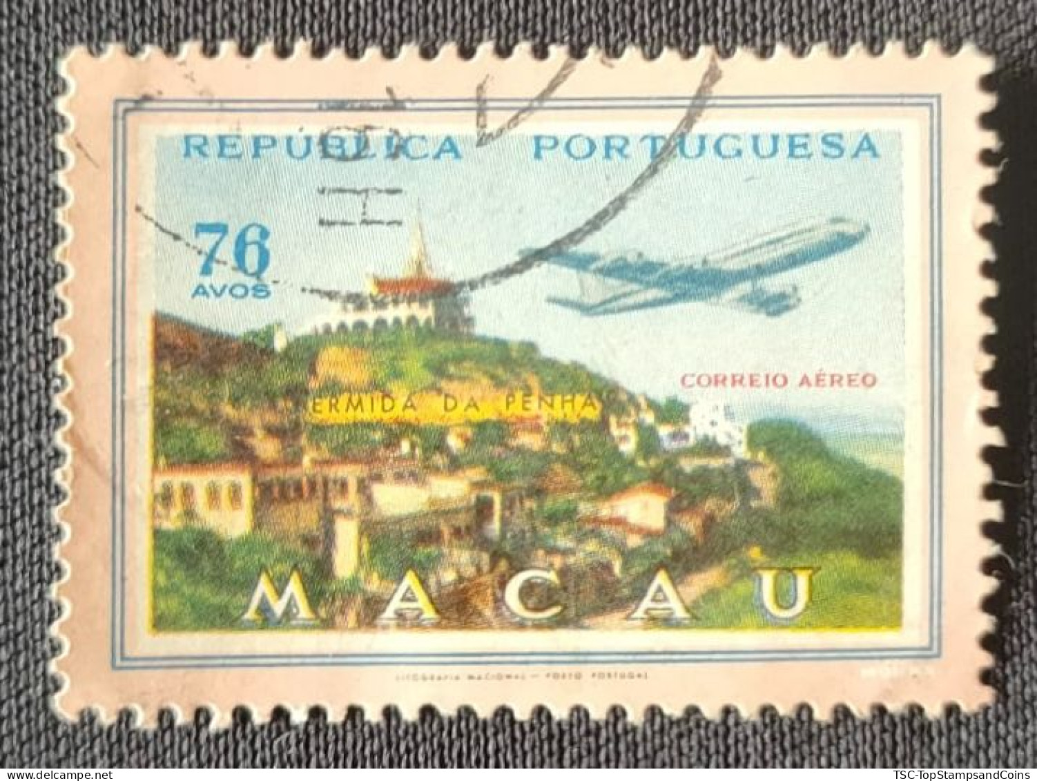 MAC6717U5 - Air Mail - Views Of Macau - 76 Avos Used Stamp - Macau 1960 - Usados