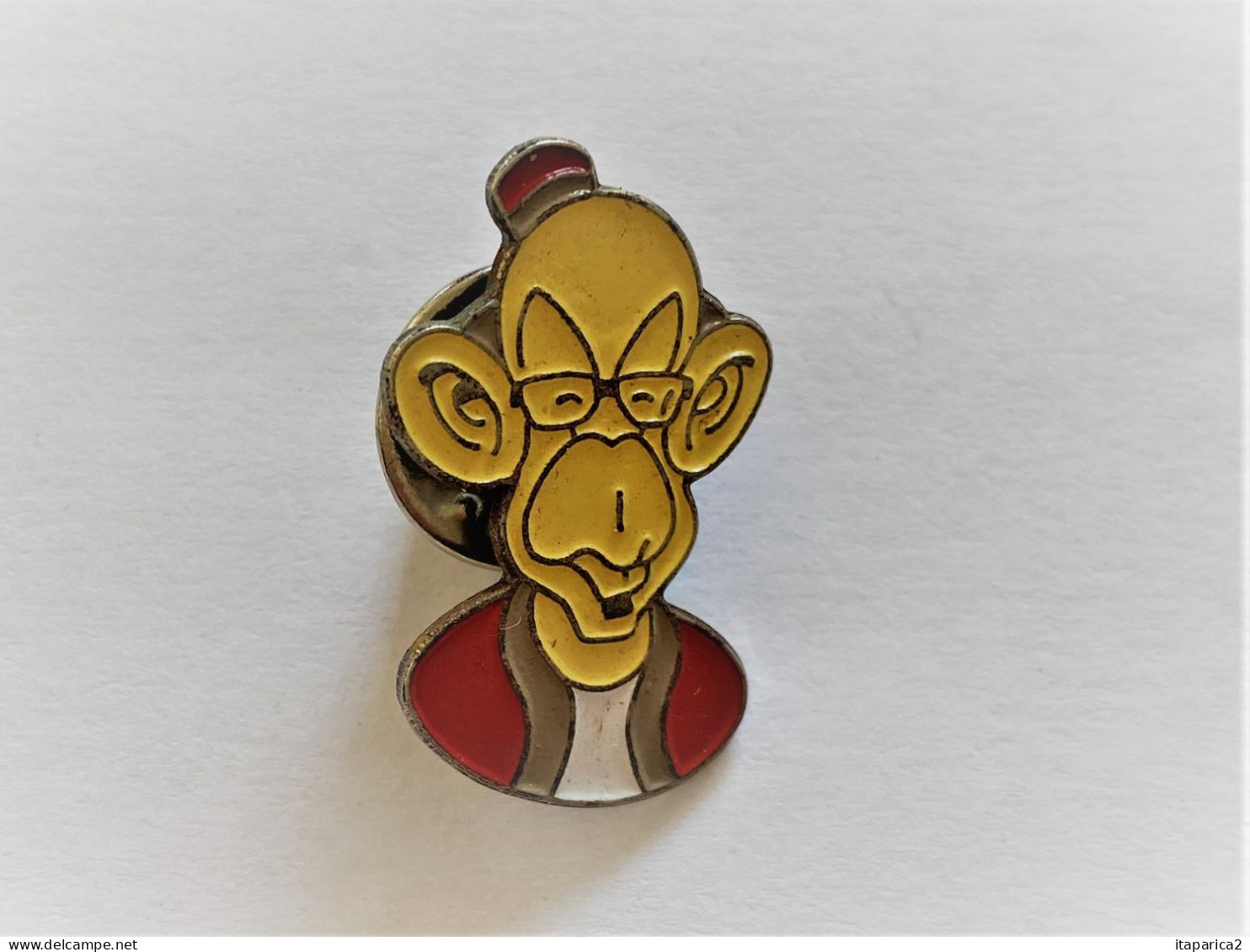 PINS BEBETTE SHOW GISCARD DESTAING /  33NAT - Personnes Célèbres