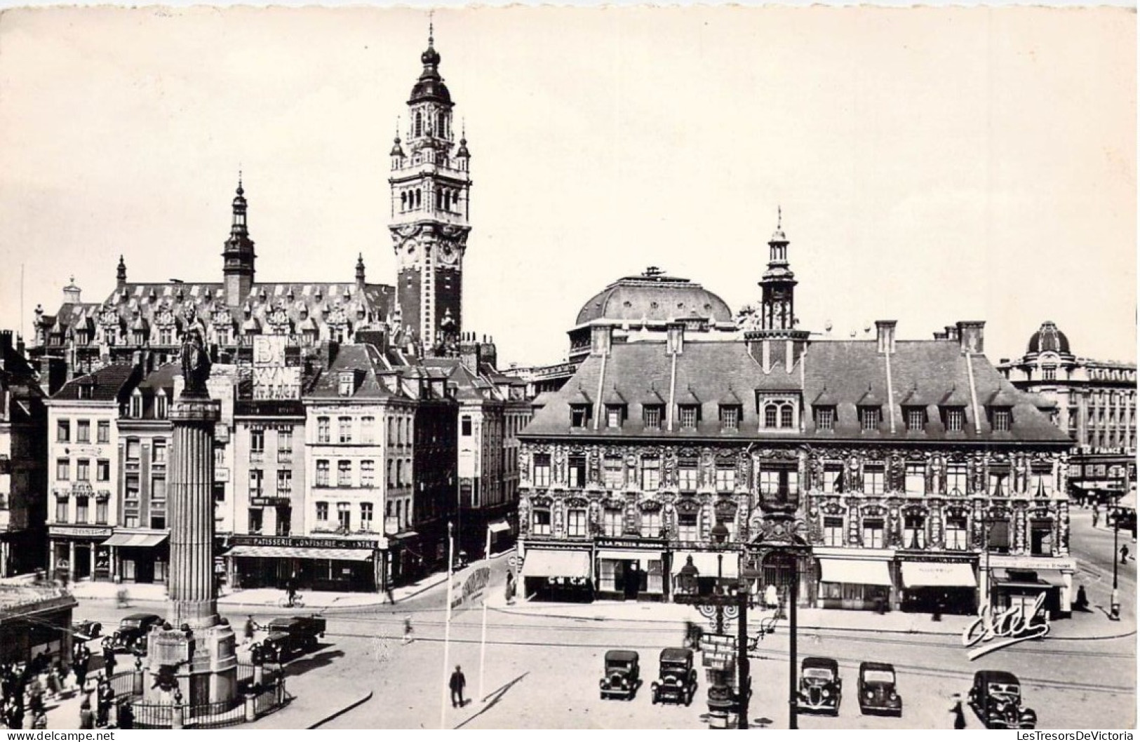 FRANCE - 59 - LILLE - La Grand'Place L'ancienne Bourse Et Le Beffroi De La Nouvelle - Carte Postale Ancienne - Lille