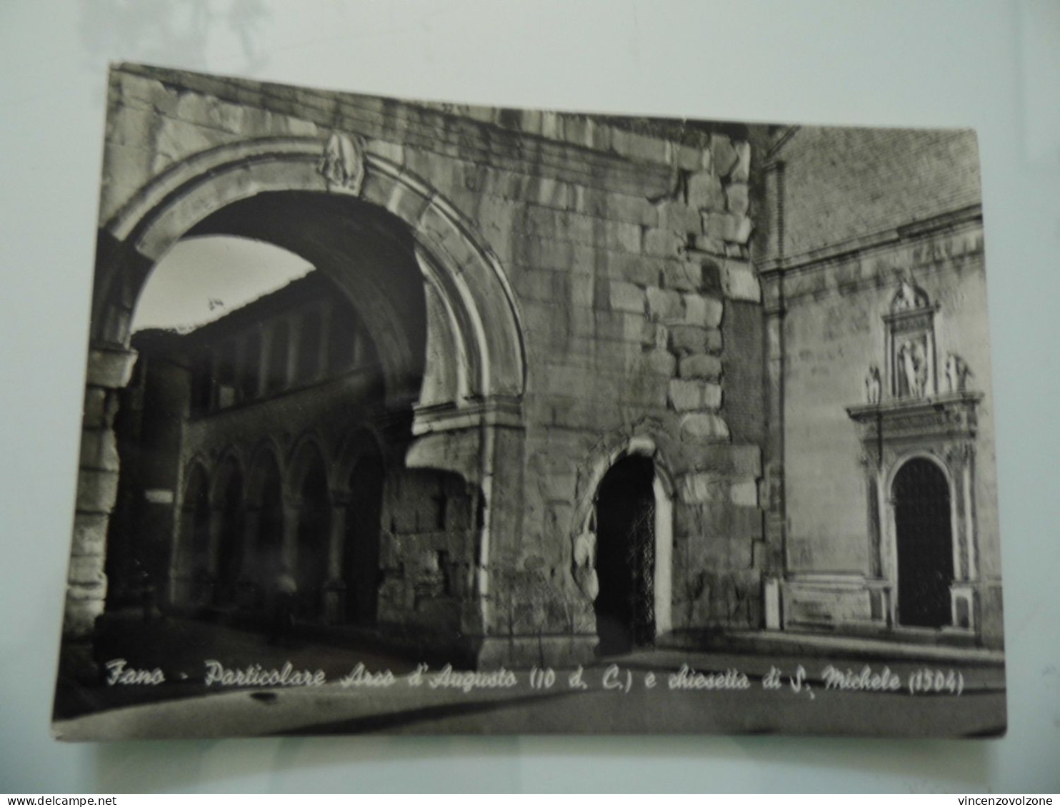 Cartolina Viaggiata "FANO Particolare Arco D 'Augusto E Chiesetta S. Michele" 1948 - Fano