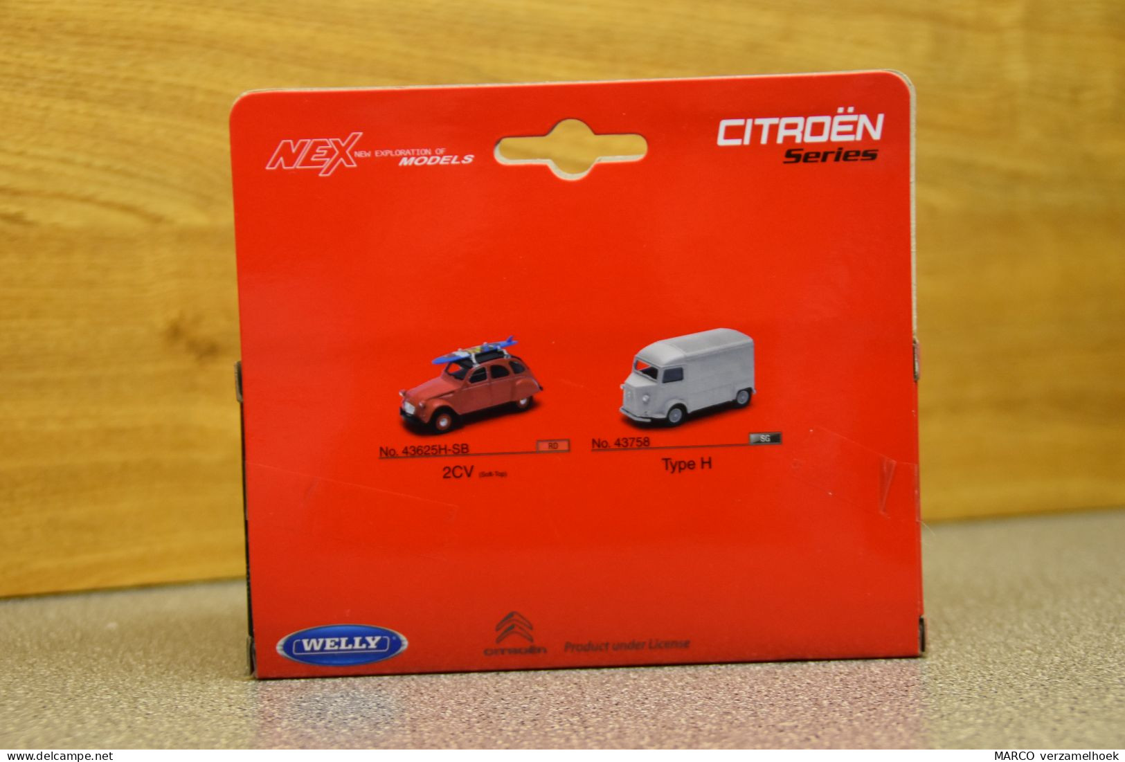 43758 (grijs) Welly NEX Citroën Type H Scale 1:43 - Welly