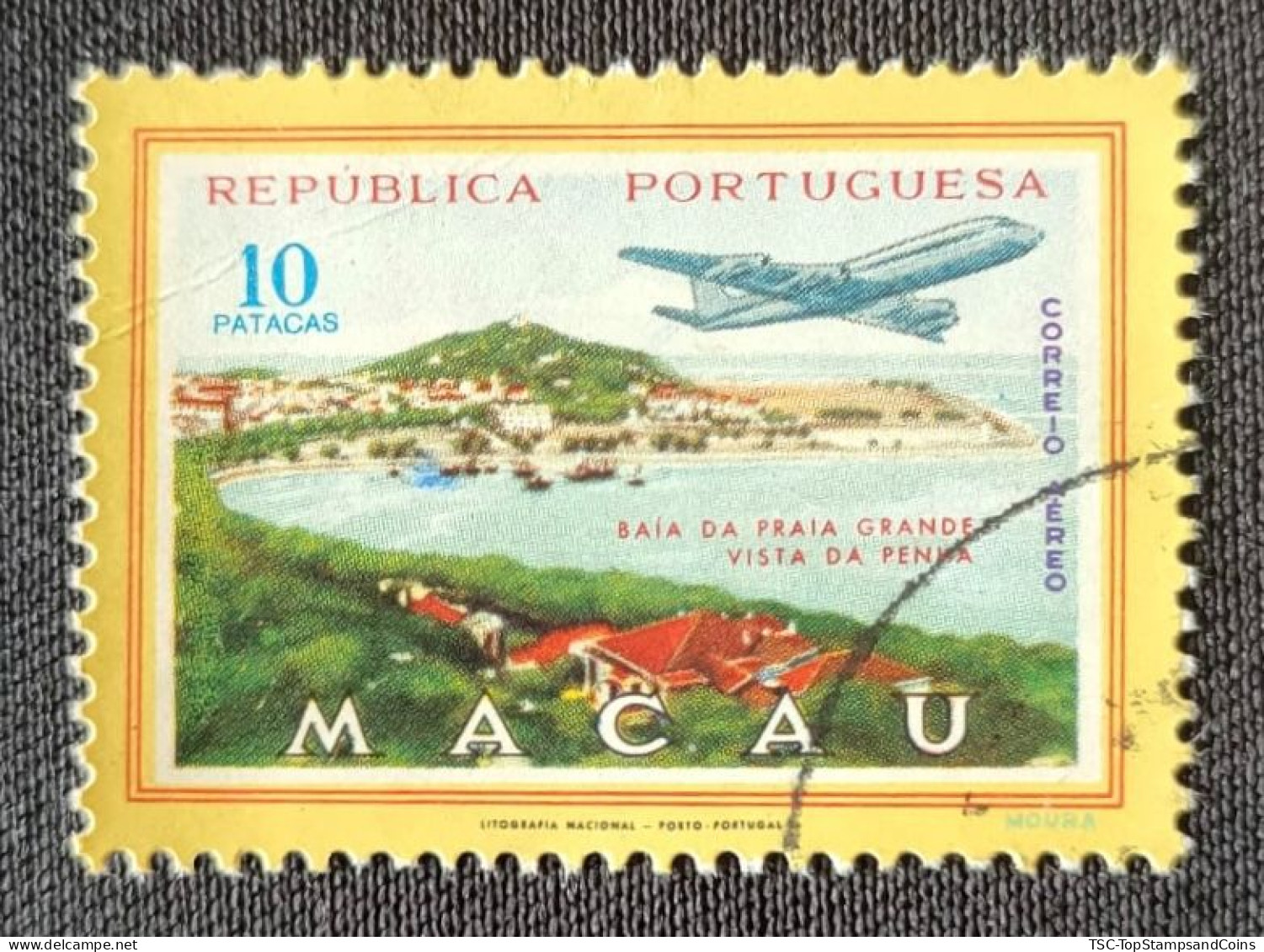 MAC6720U7 - Air Mail - Views Of Macau - 10 Patacas Used Stamp - Macau 1960 - Gebruikt