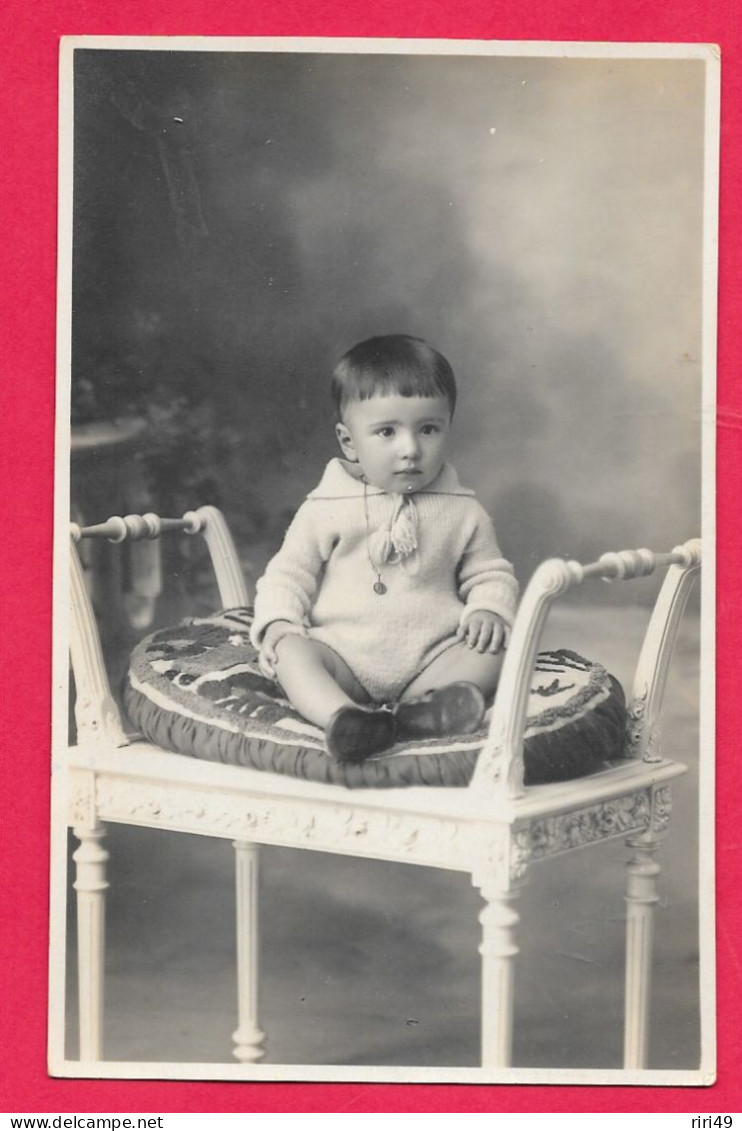 Cpa  Algérie, Alger Carte Photo En 1925, Photographe Menard Et Bury,  Enfant Au Dos  Noté "Huguette Max" Voir Scannes - Kinderen